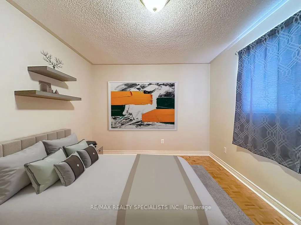 9 Siesta Court