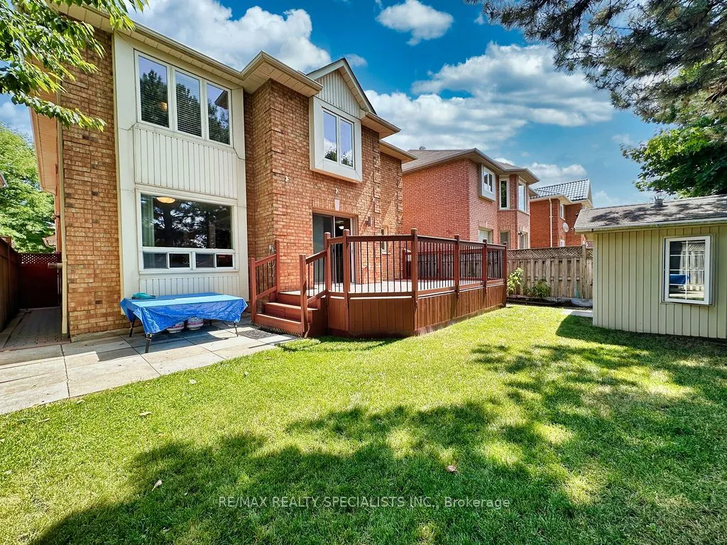 9 Siesta Court