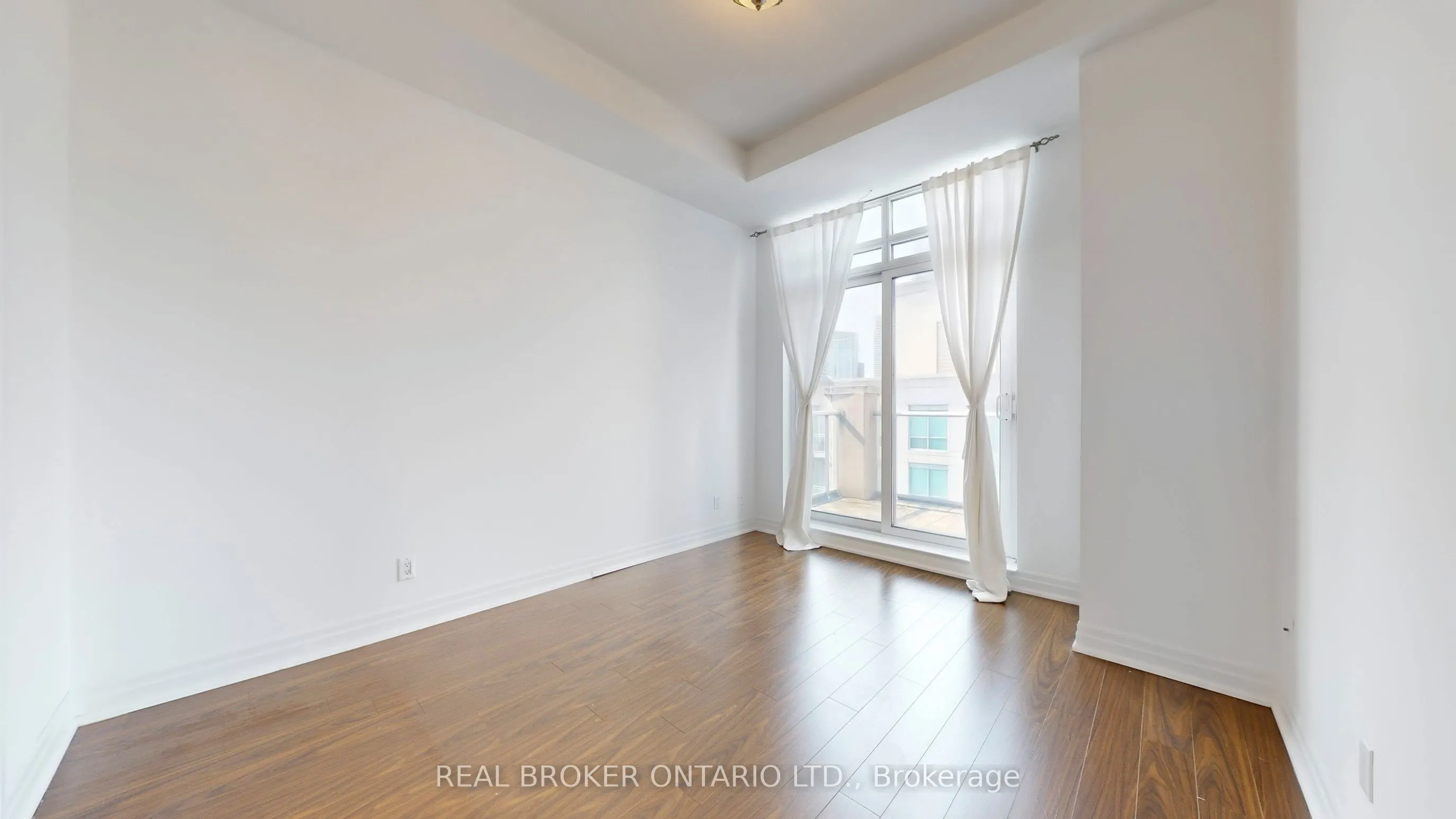 2087 Lake Shore Boulevard W #PH7