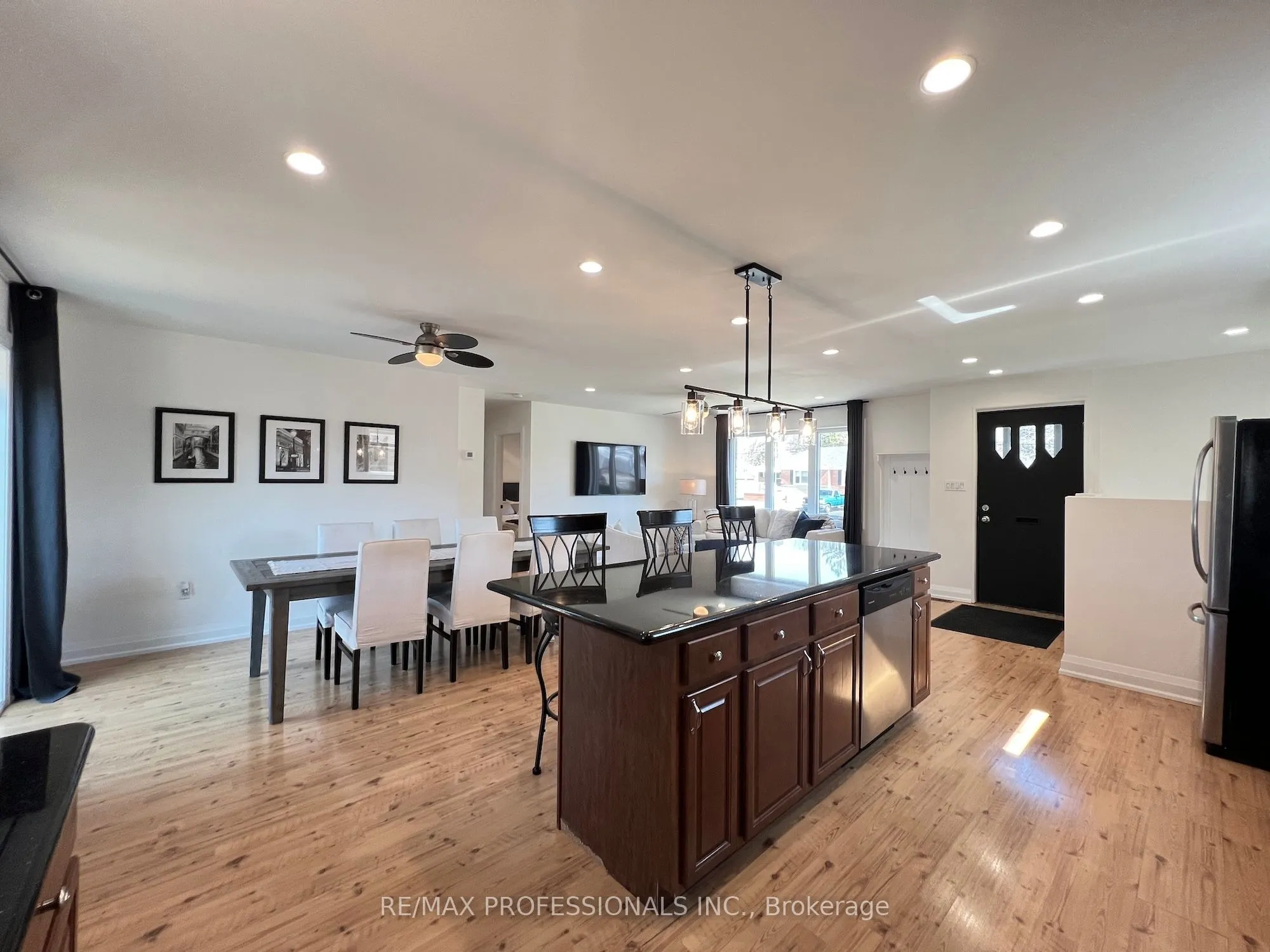 2504 Donnavale Drive