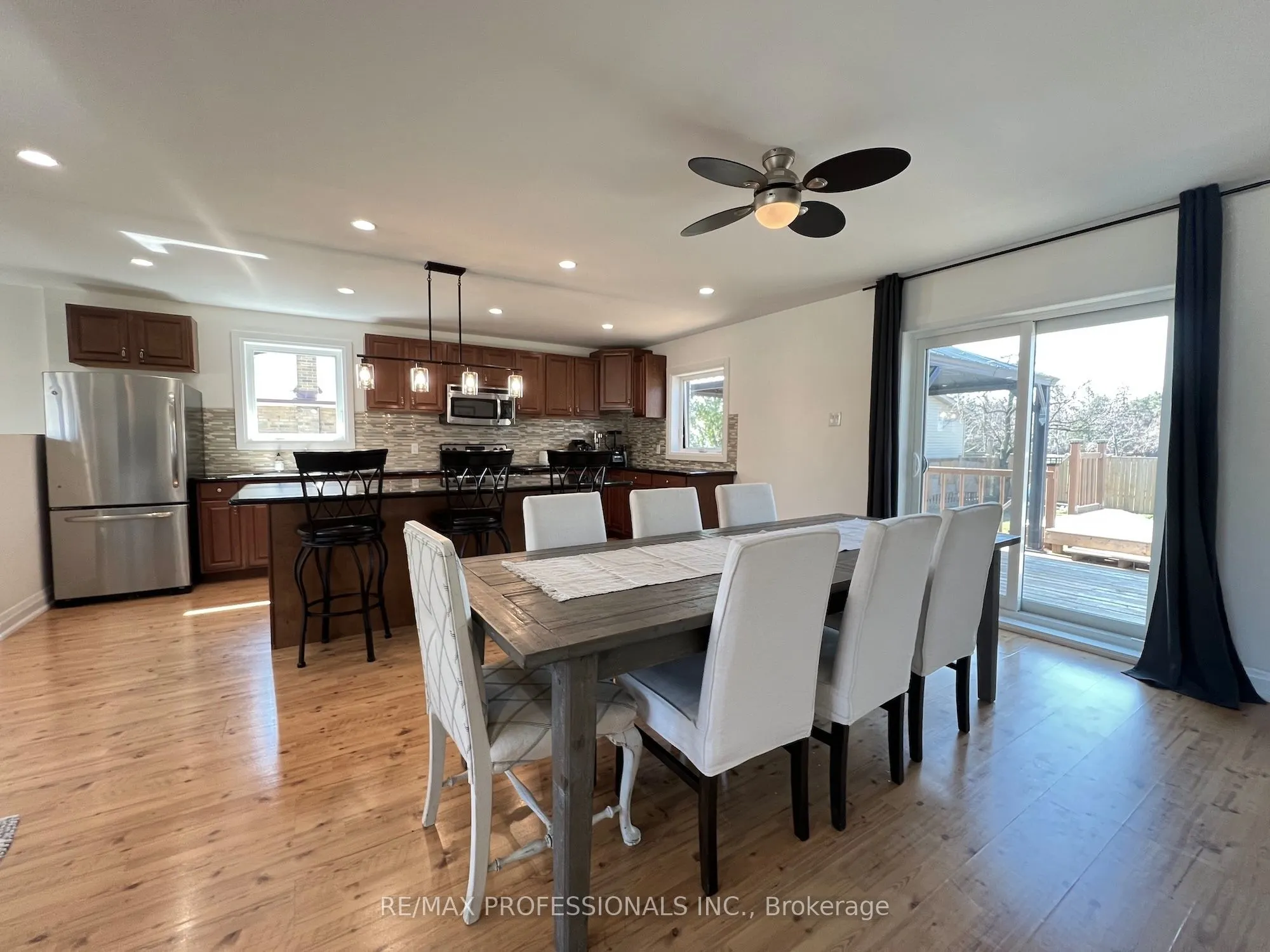 2504 Donnavale Drive