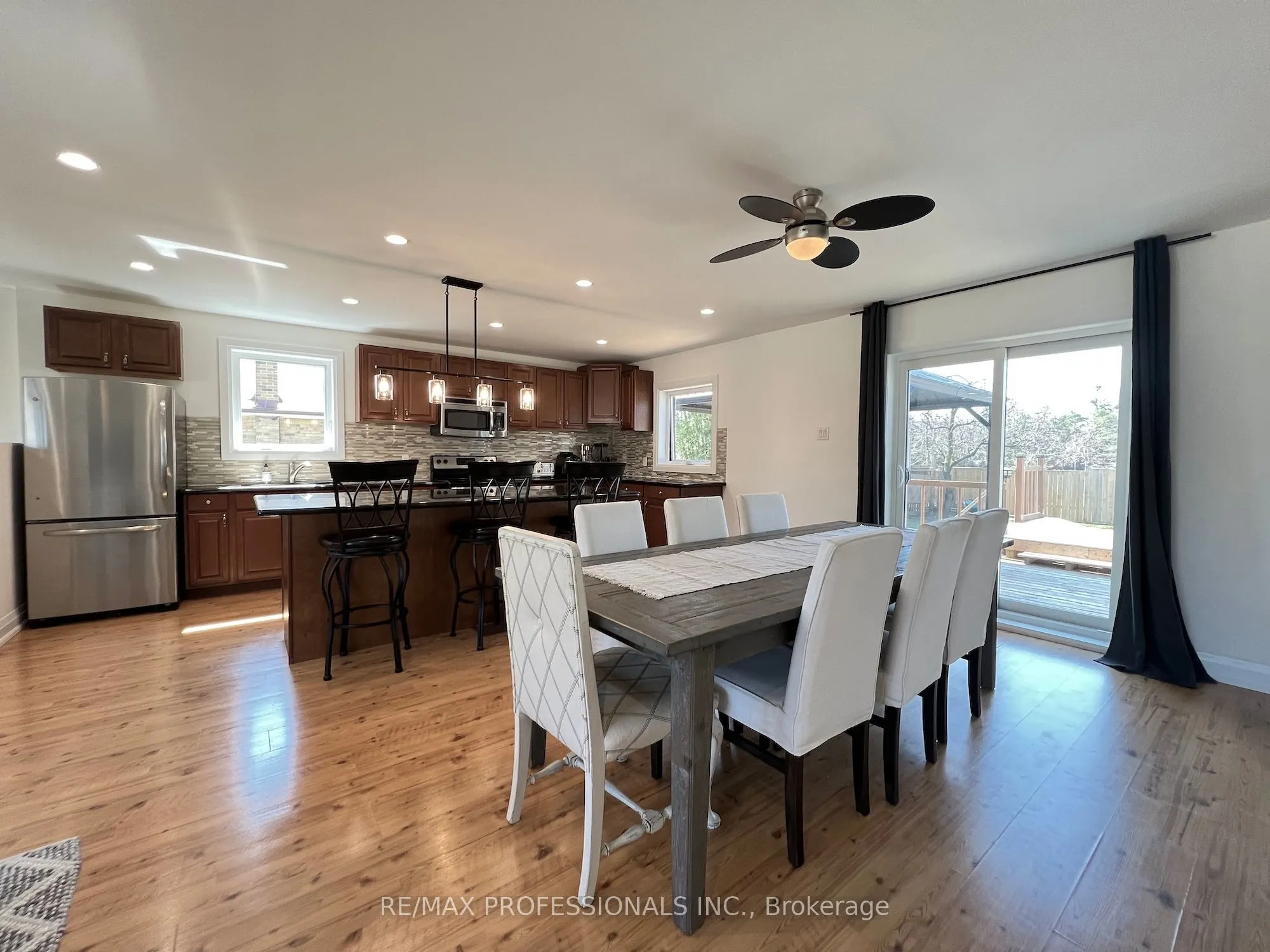 2504 Donnavale Drive