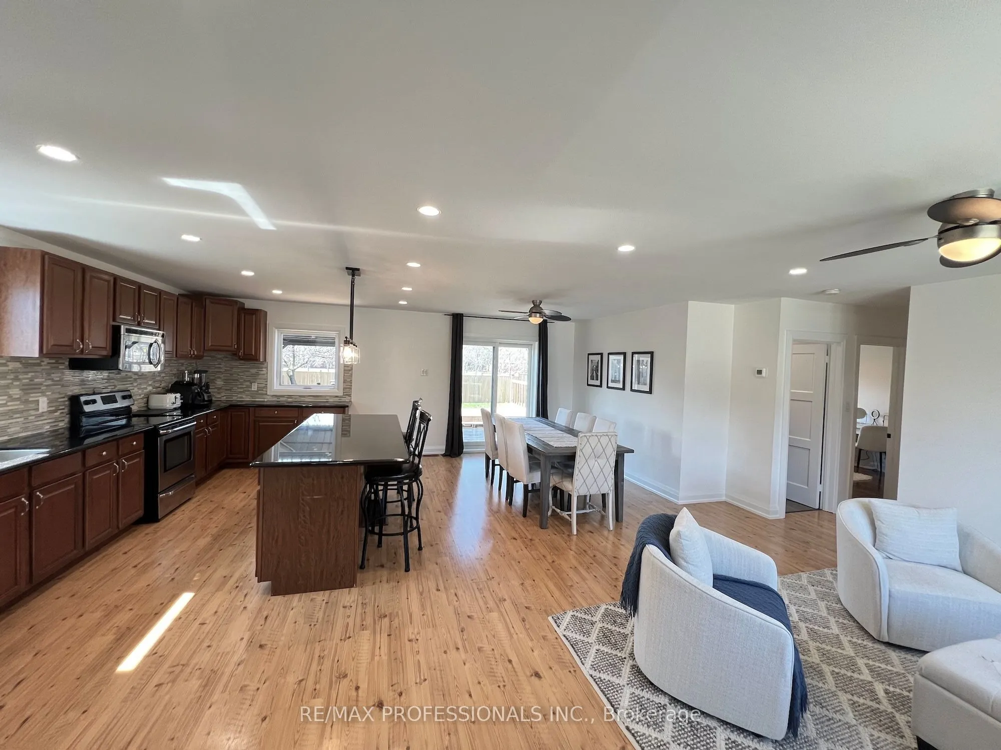 2504 Donnavale Drive