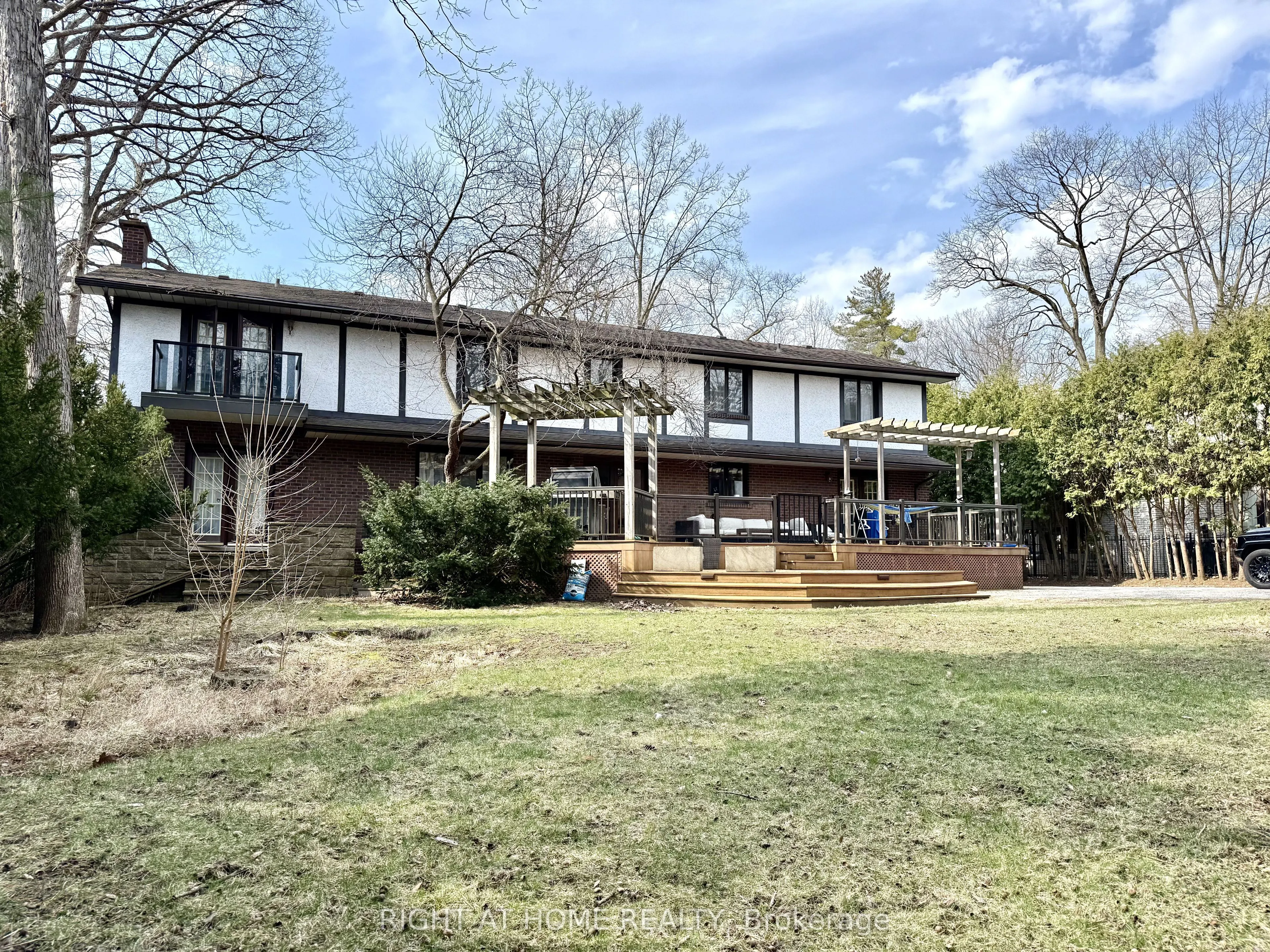 2123 Gordon Drive