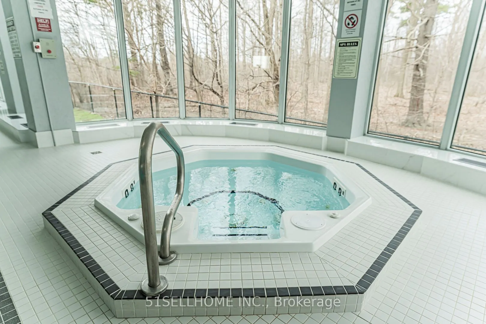 2545 Erin Centre Boulevard #303