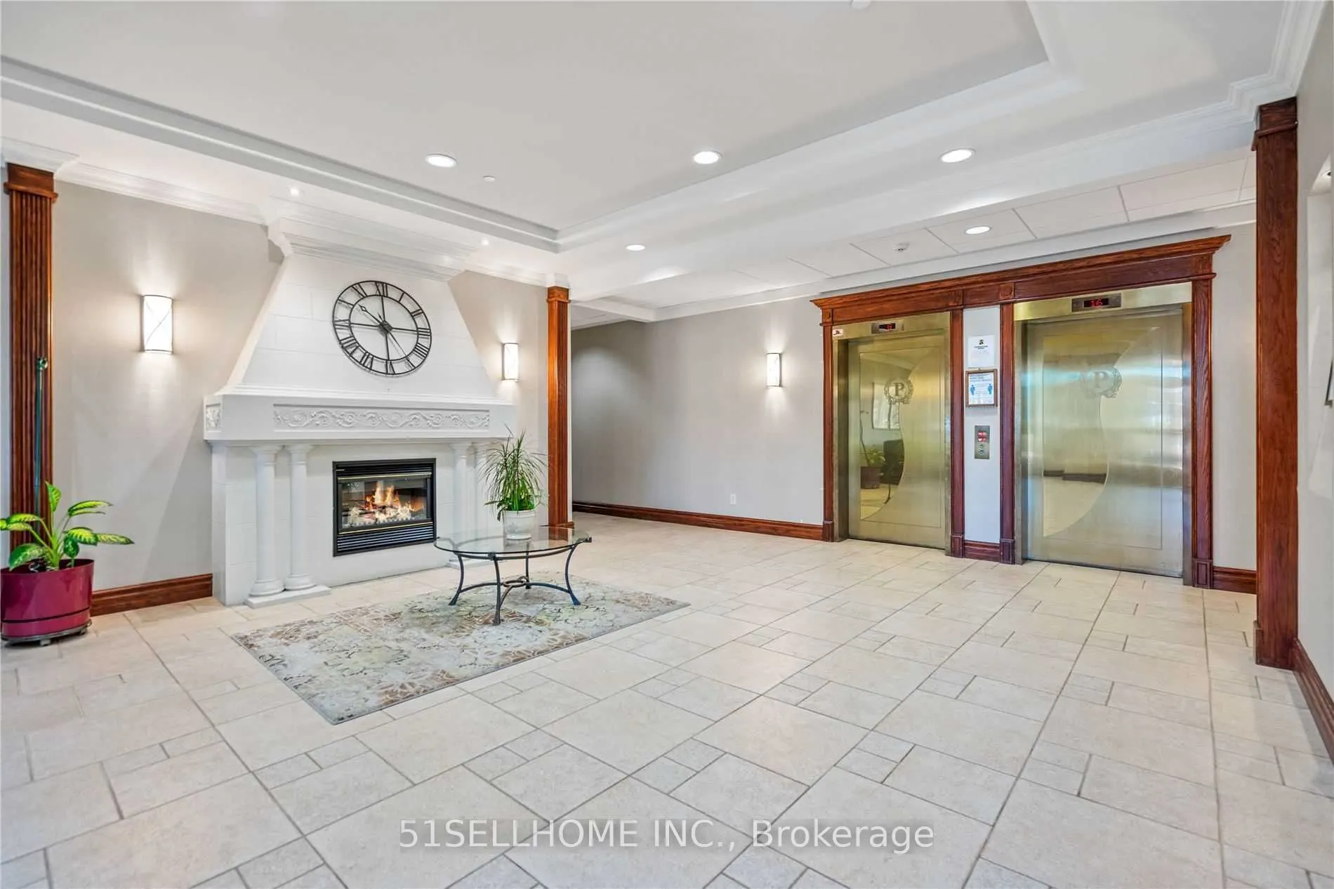 2545 Erin Centre Boulevard #303