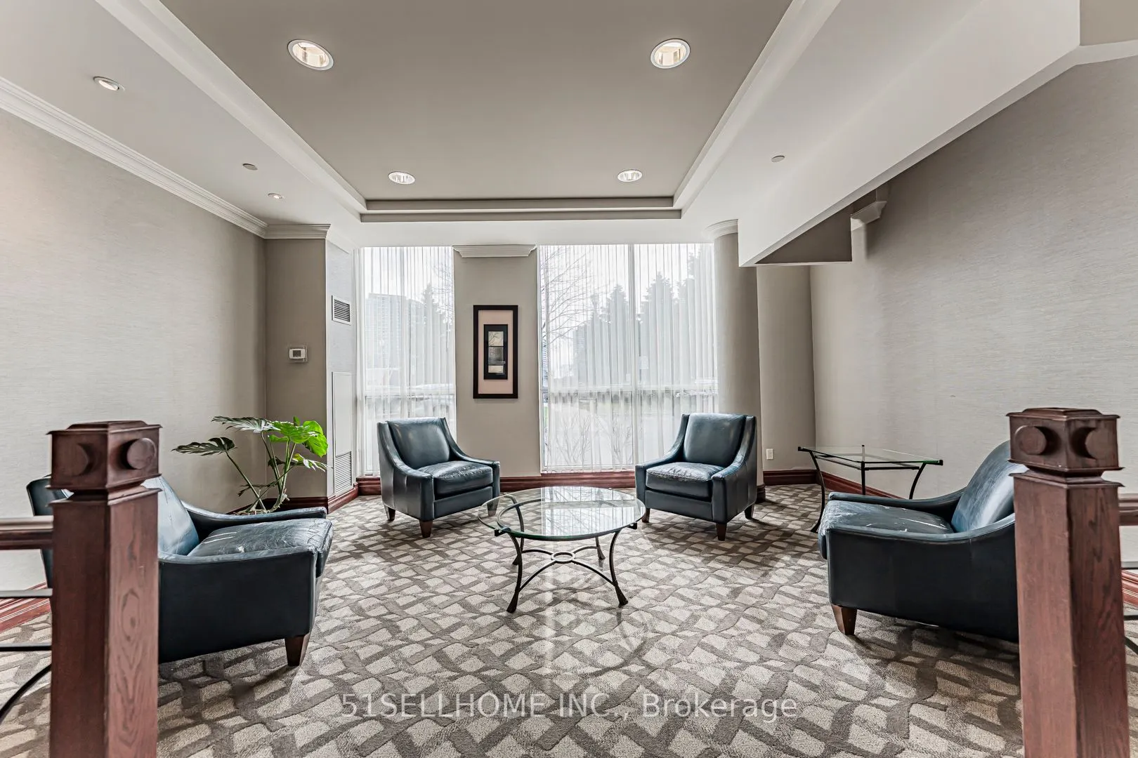 2545 Erin Centre Boulevard #303