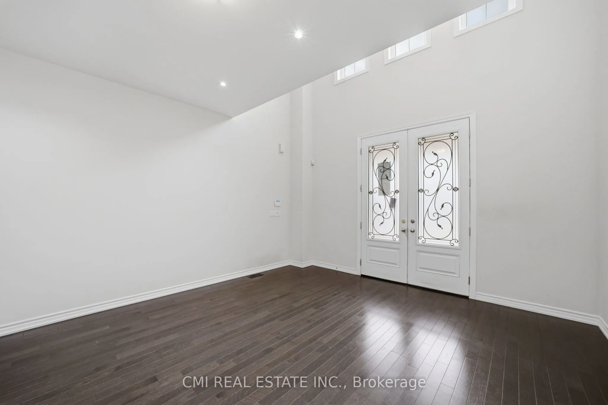 42 Valleybrook Crescent