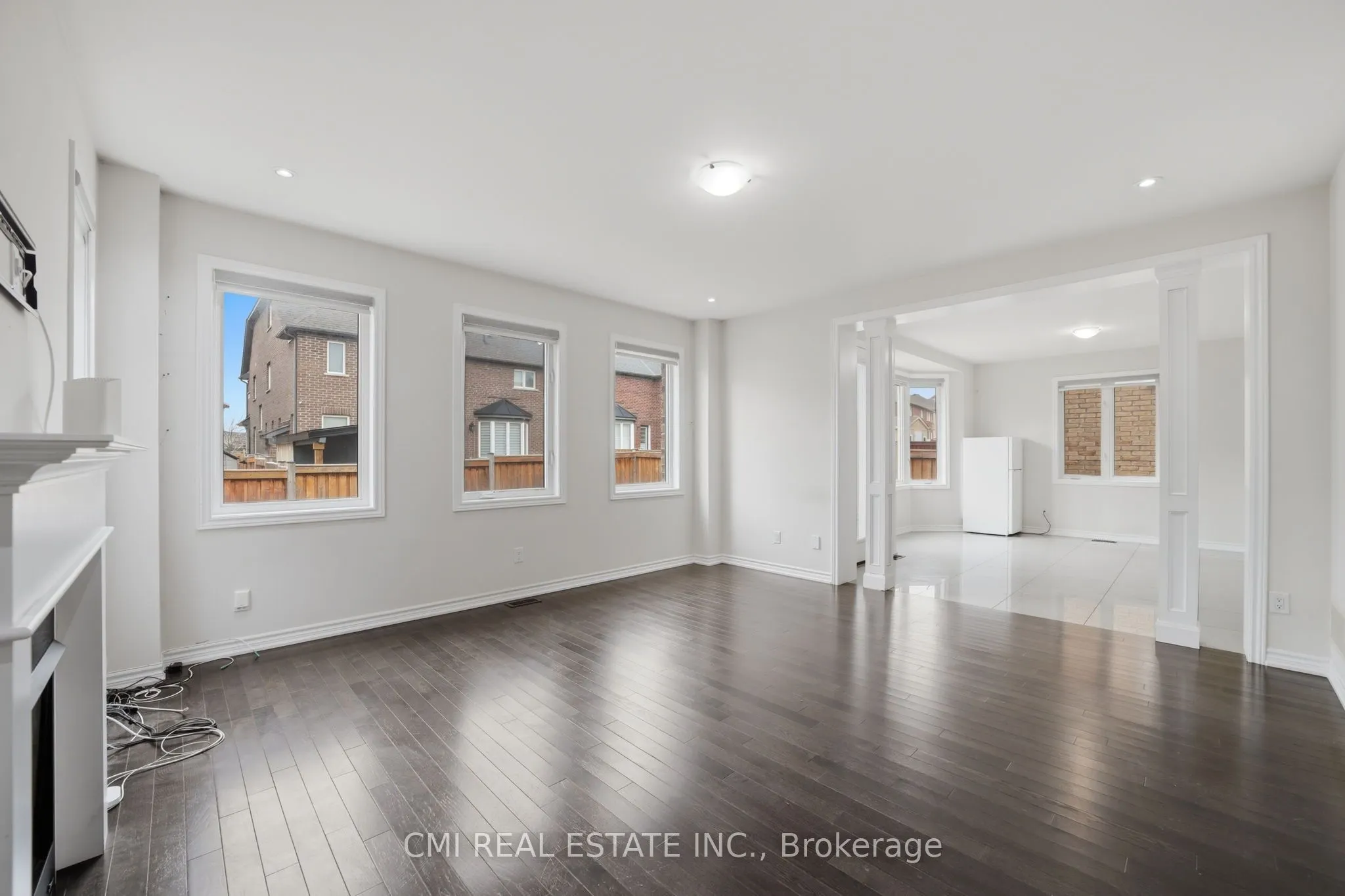 42 Valleybrook Crescent