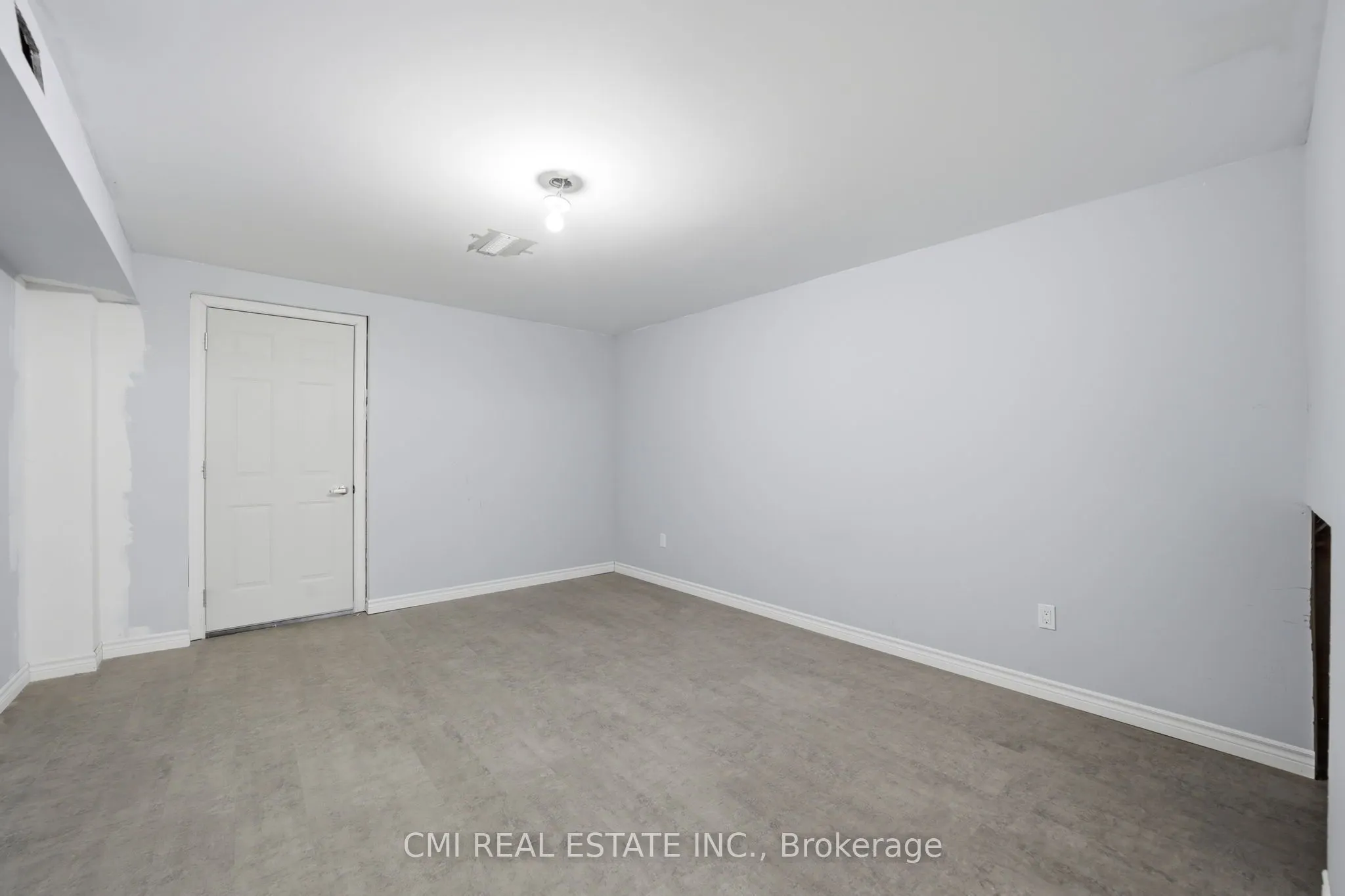 42 Valleybrook Crescent