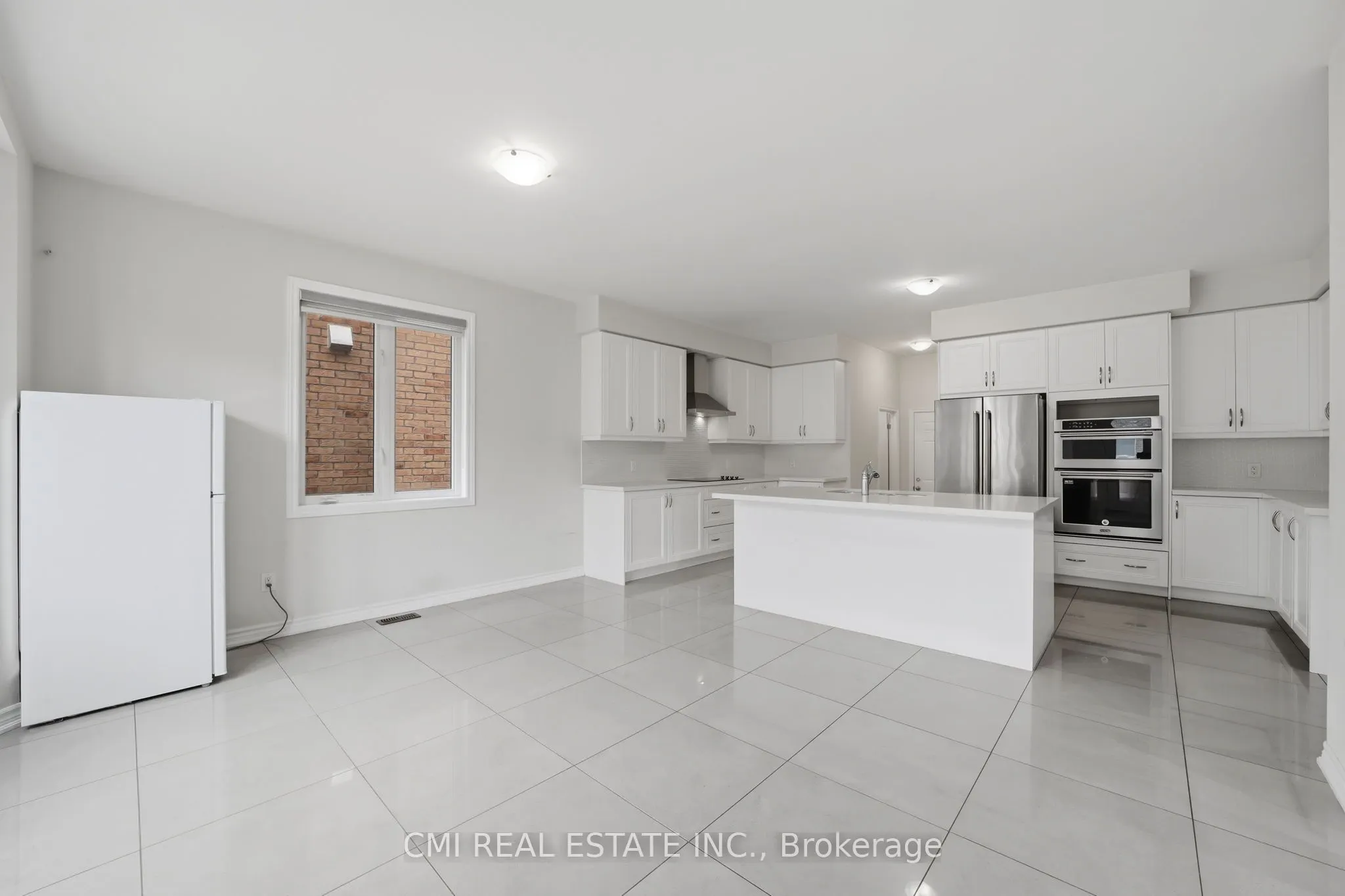 42 Valleybrook Crescent