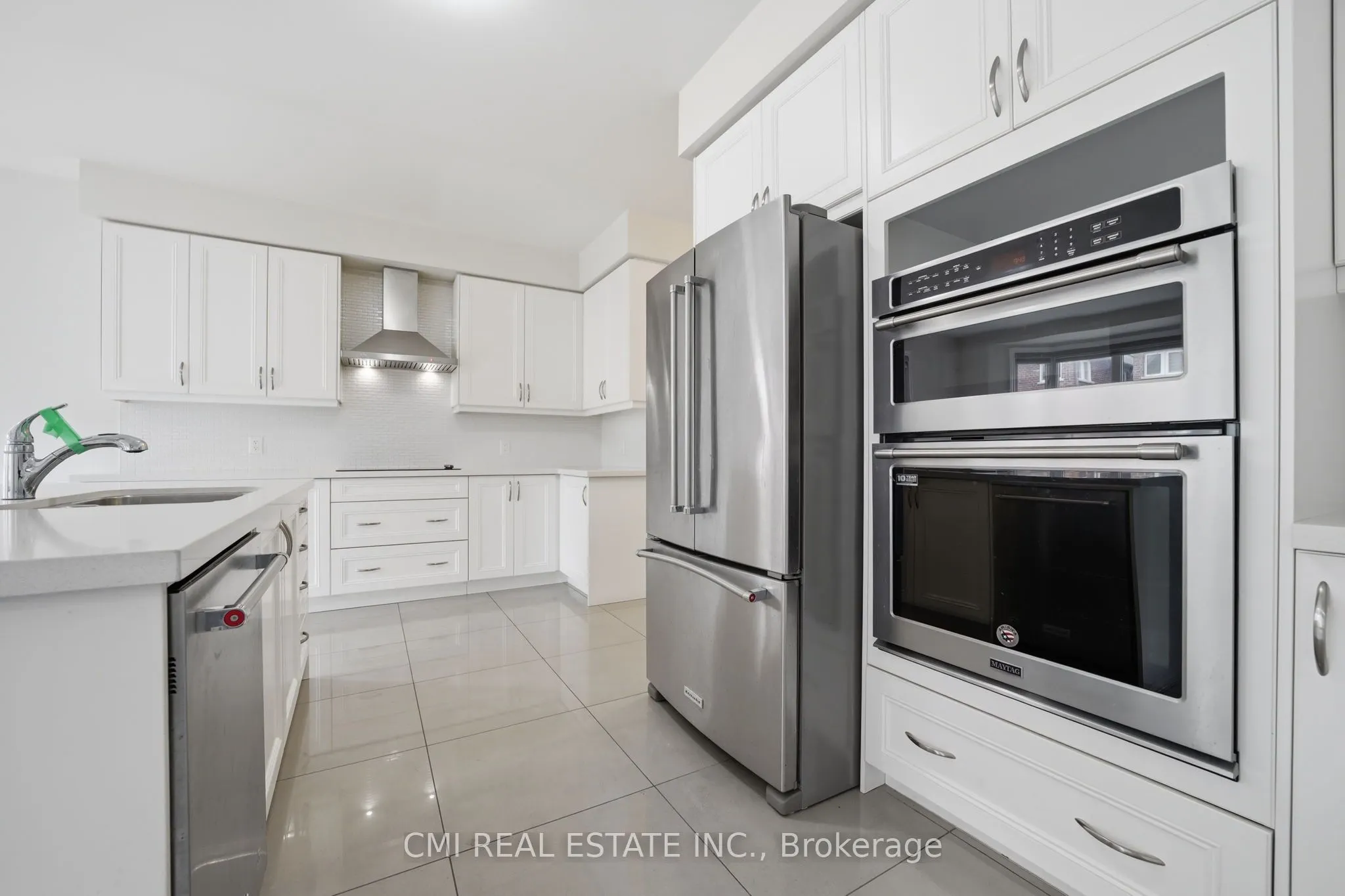 42 Valleybrook Crescent