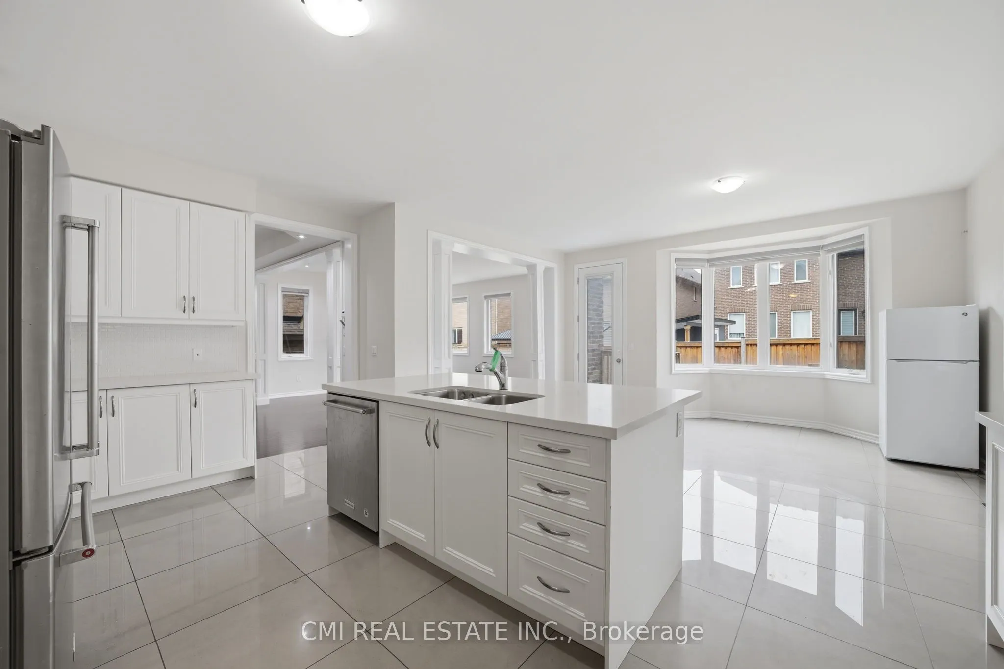 42 Valleybrook Crescent