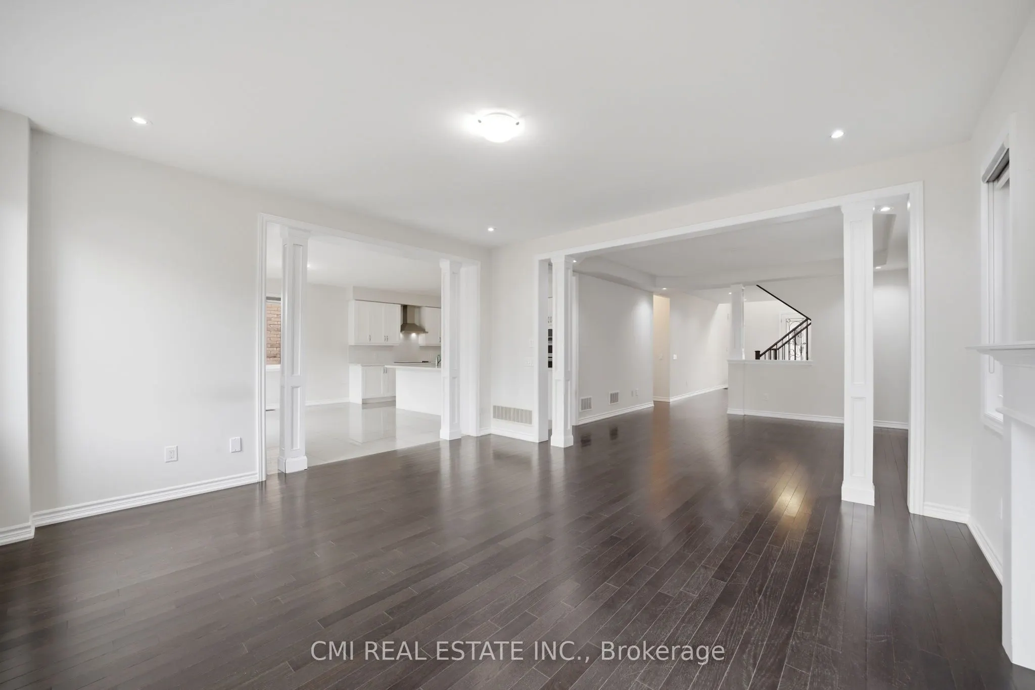 42 Valleybrook Crescent