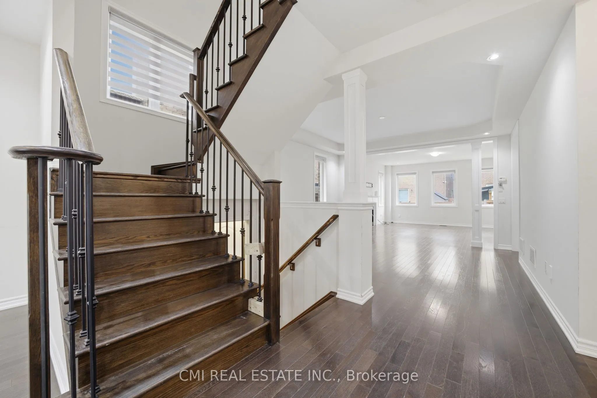 42 Valleybrook Crescent