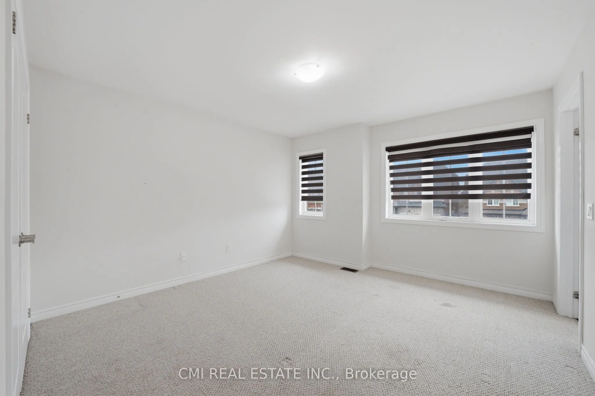 42 Valleybrook Crescent
