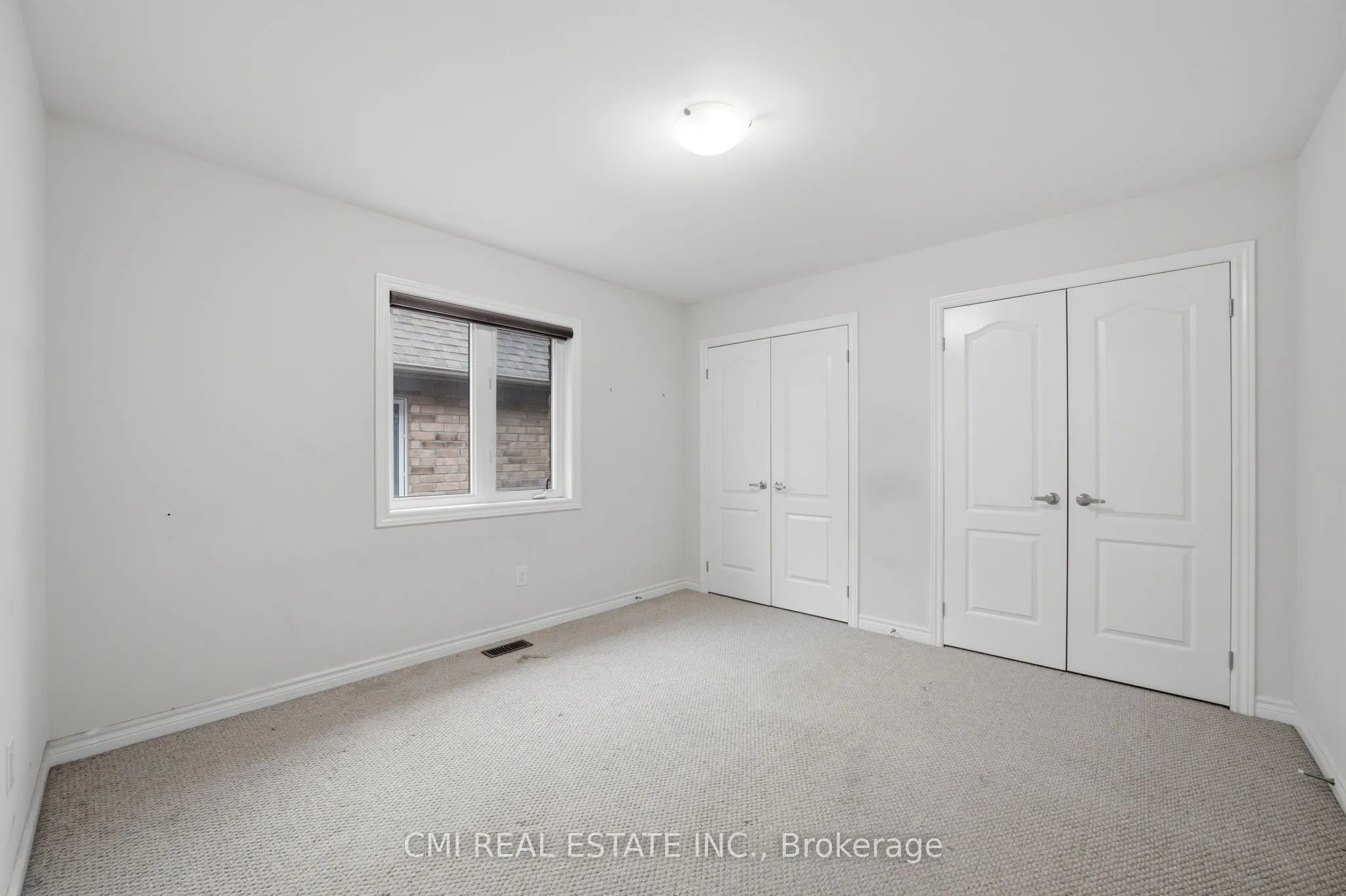 42 Valleybrook Crescent