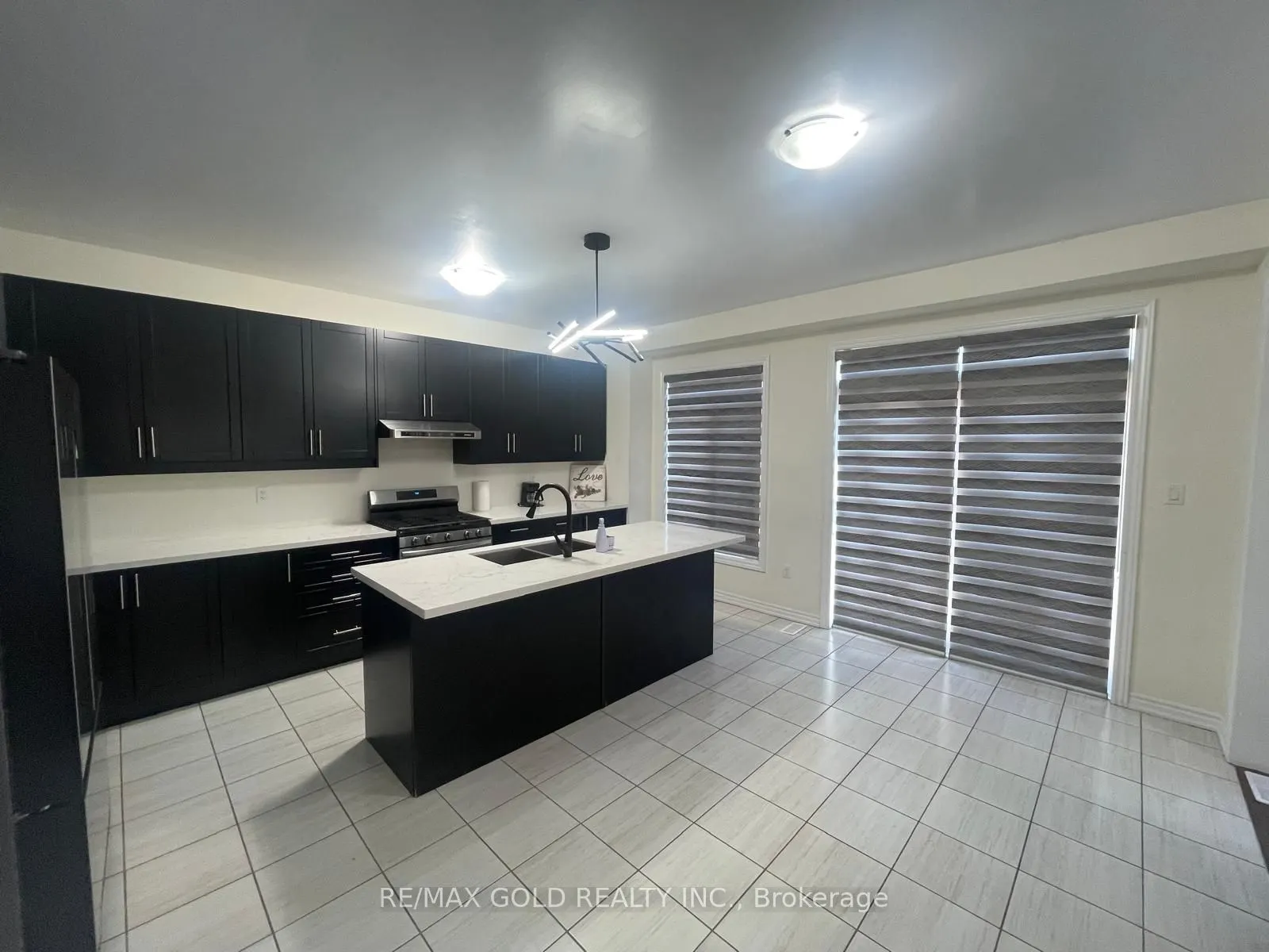 537 Veterans Drive