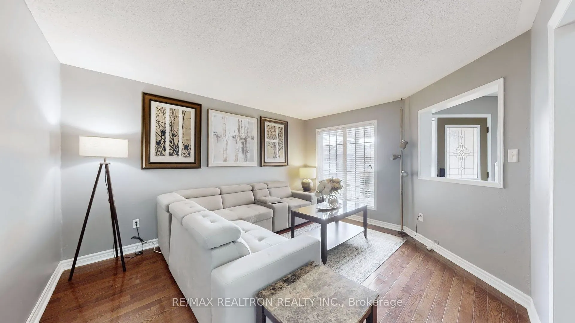 147 Porchlight Road