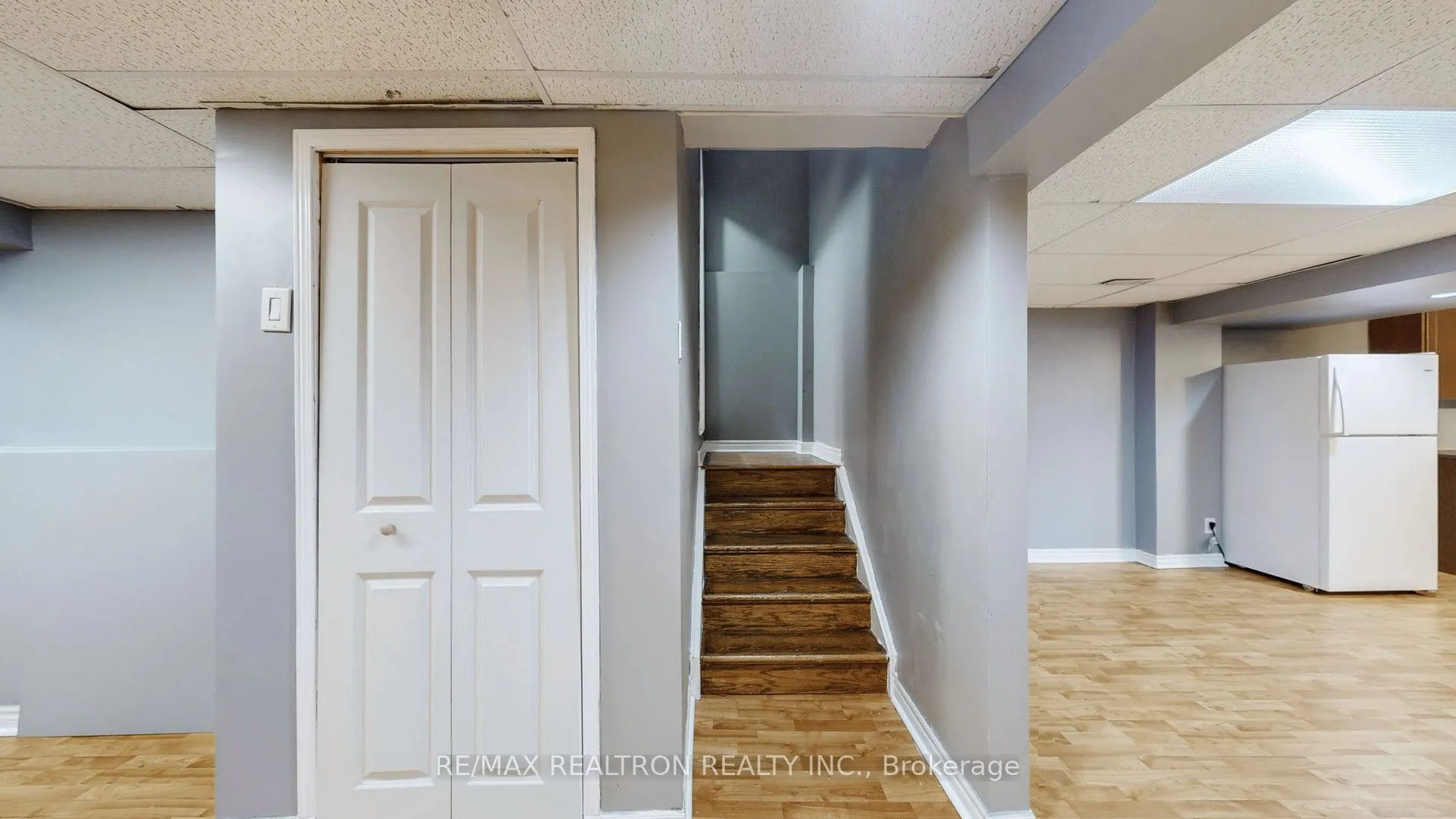 147 Porchlight Road