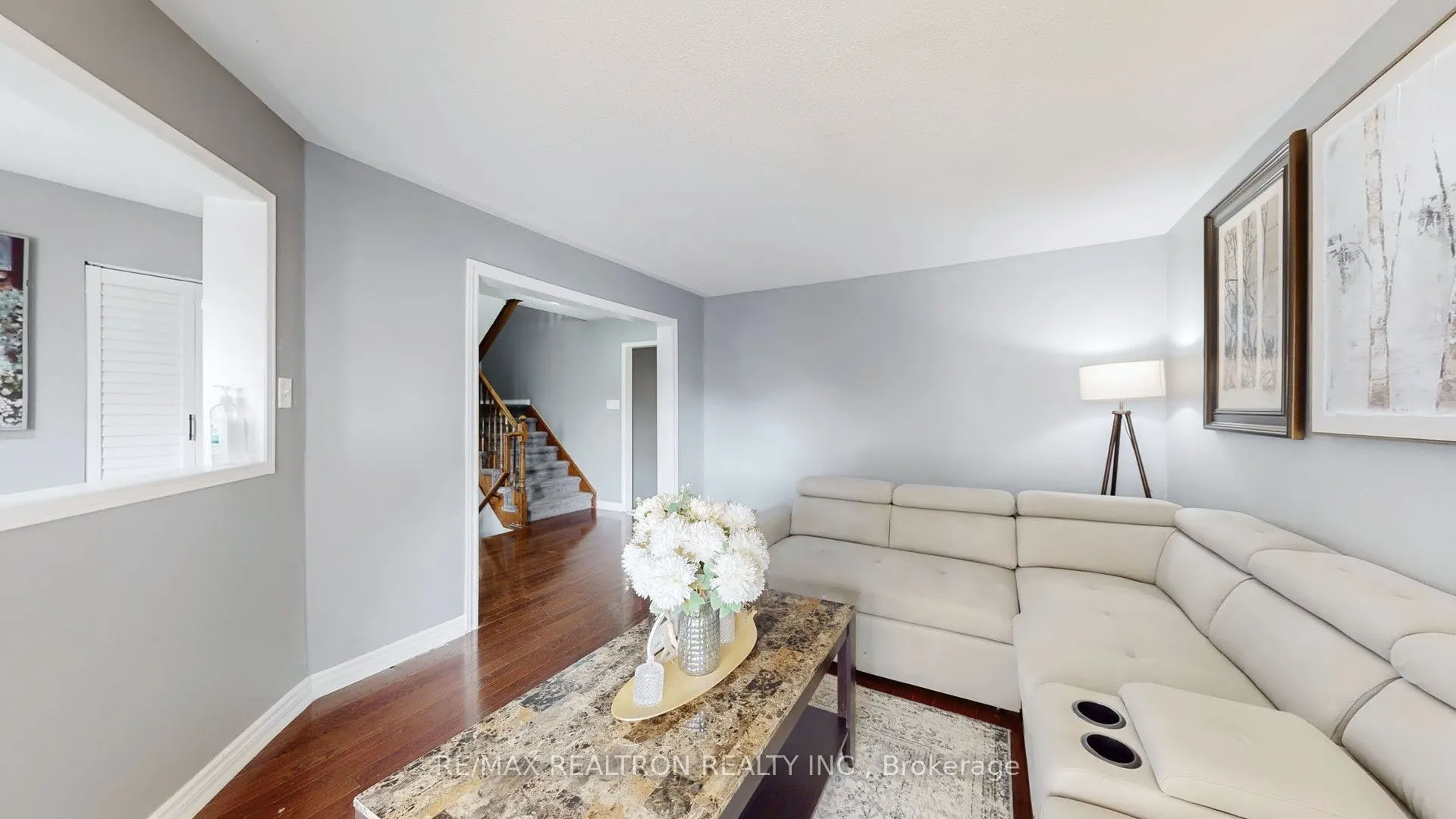 147 Porchlight Road