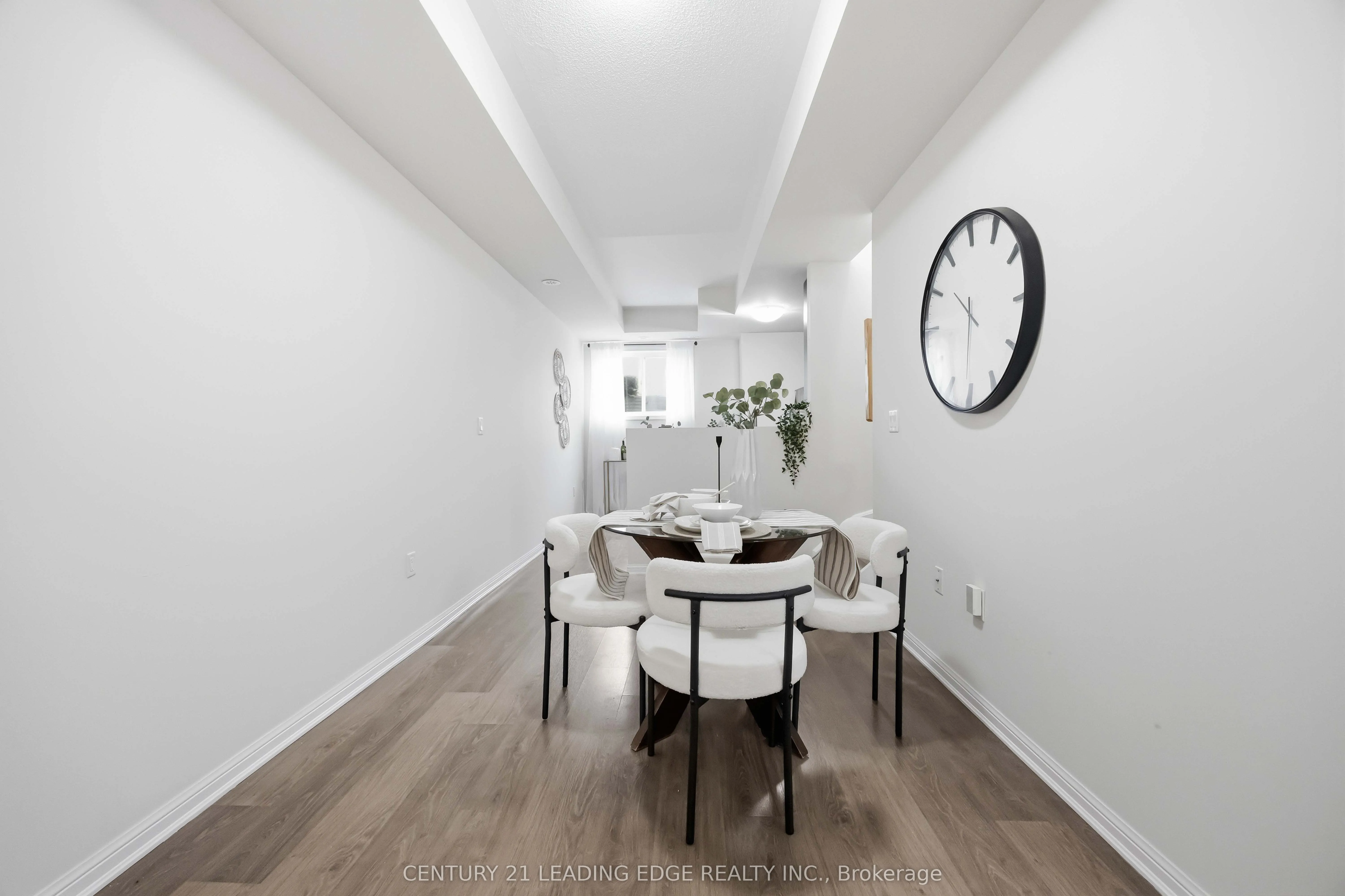 380 Hopewell Avenue #121