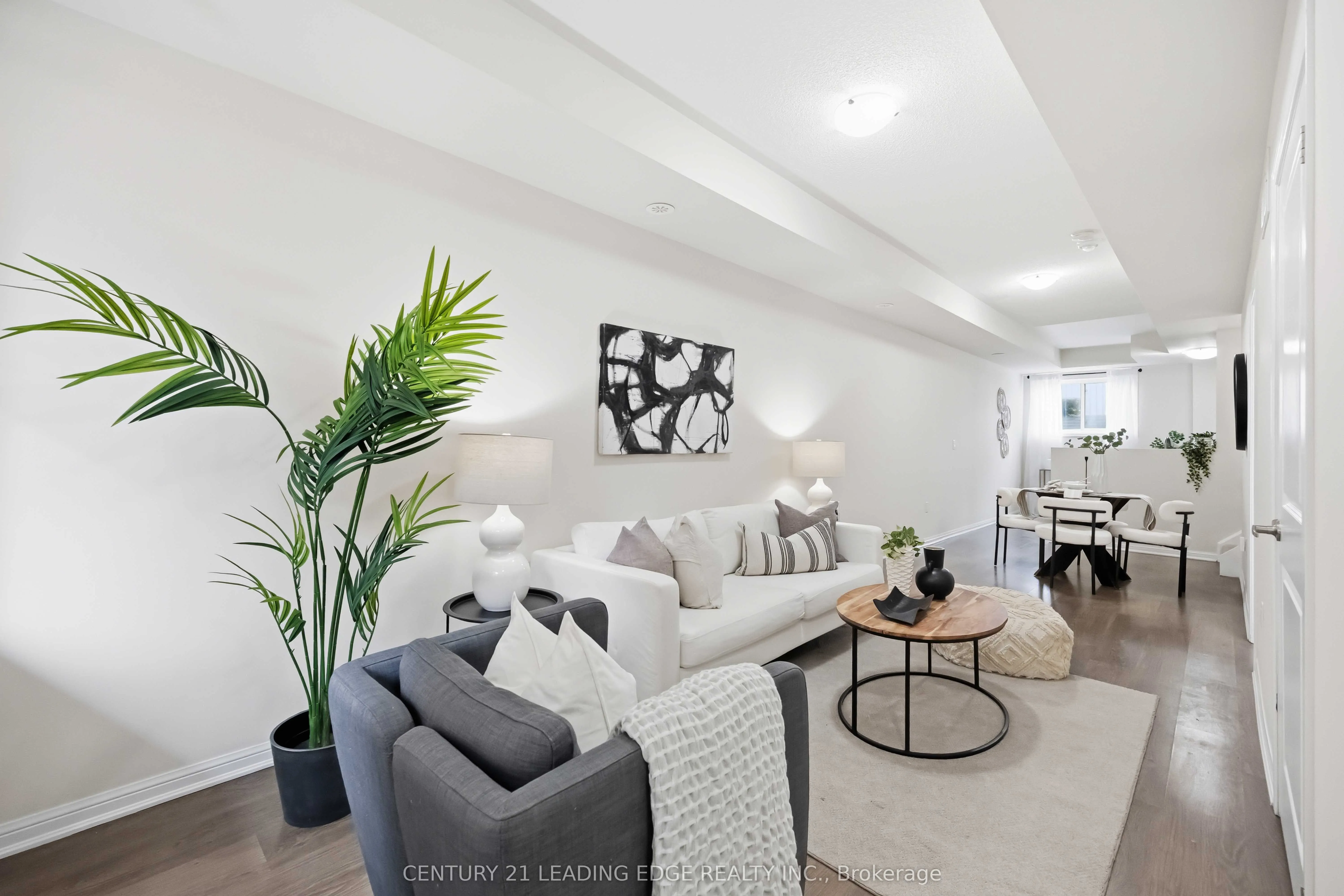 380 Hopewell Avenue #121
