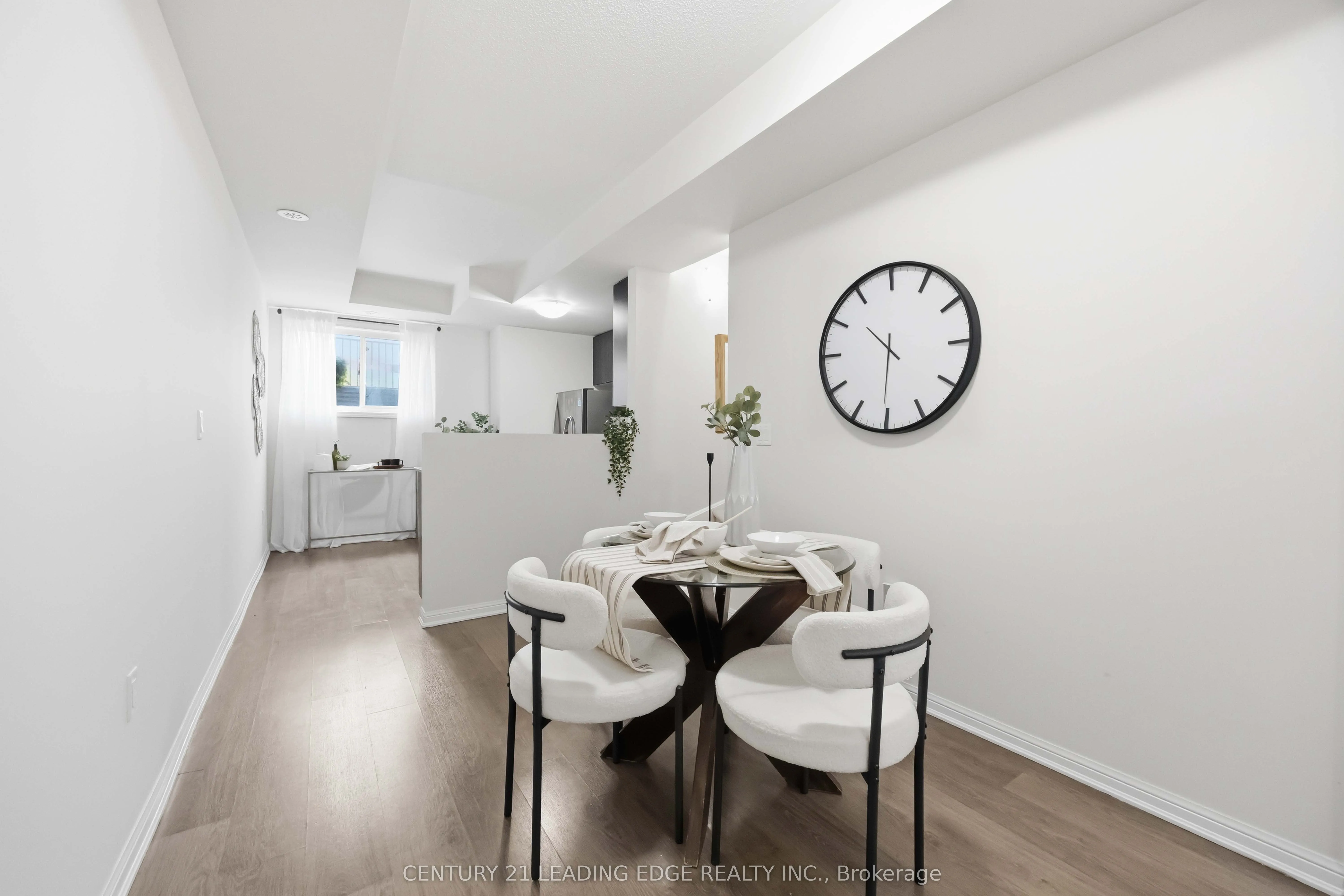 380 Hopewell Avenue #121