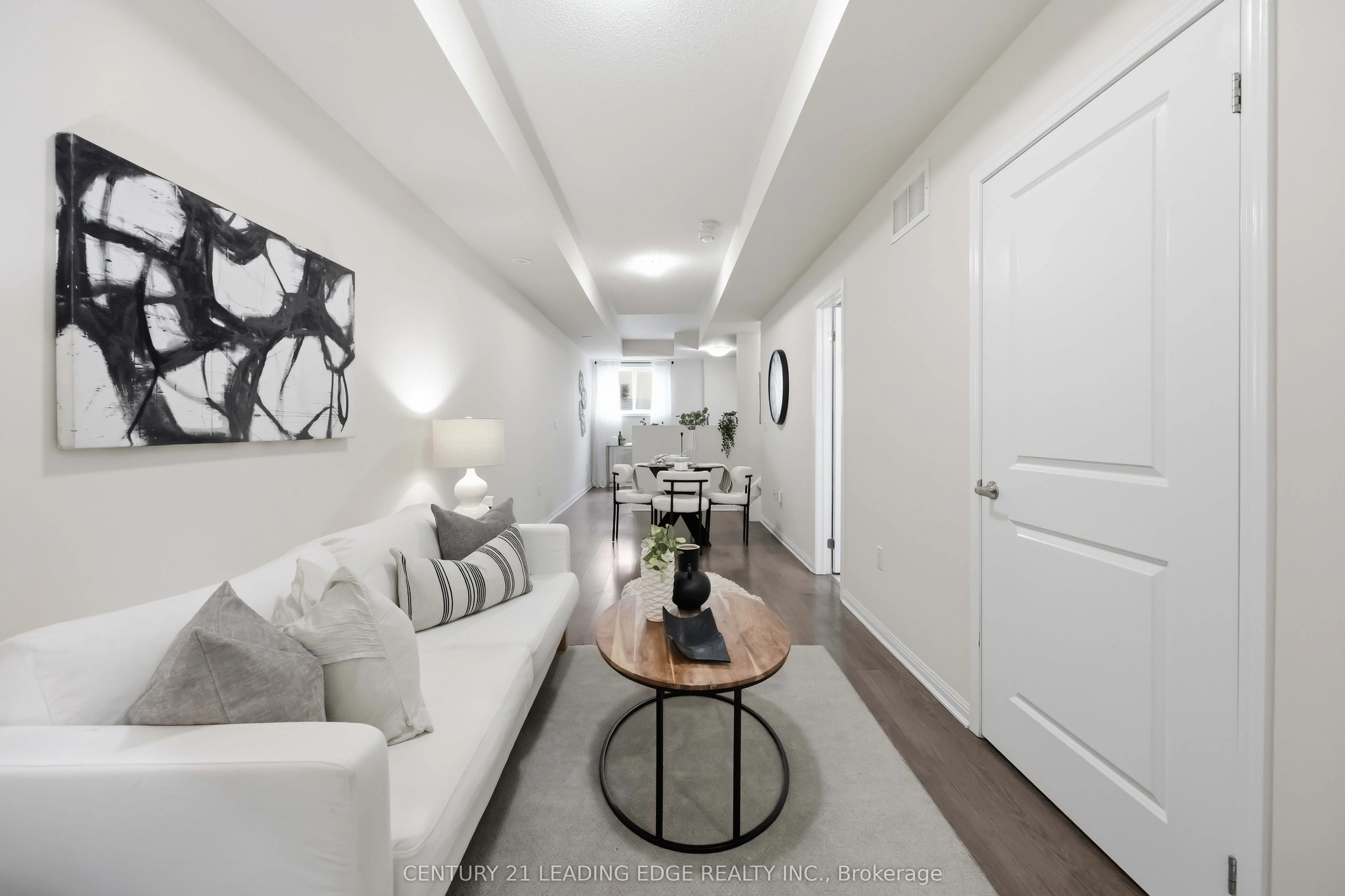 380 Hopewell Avenue #121