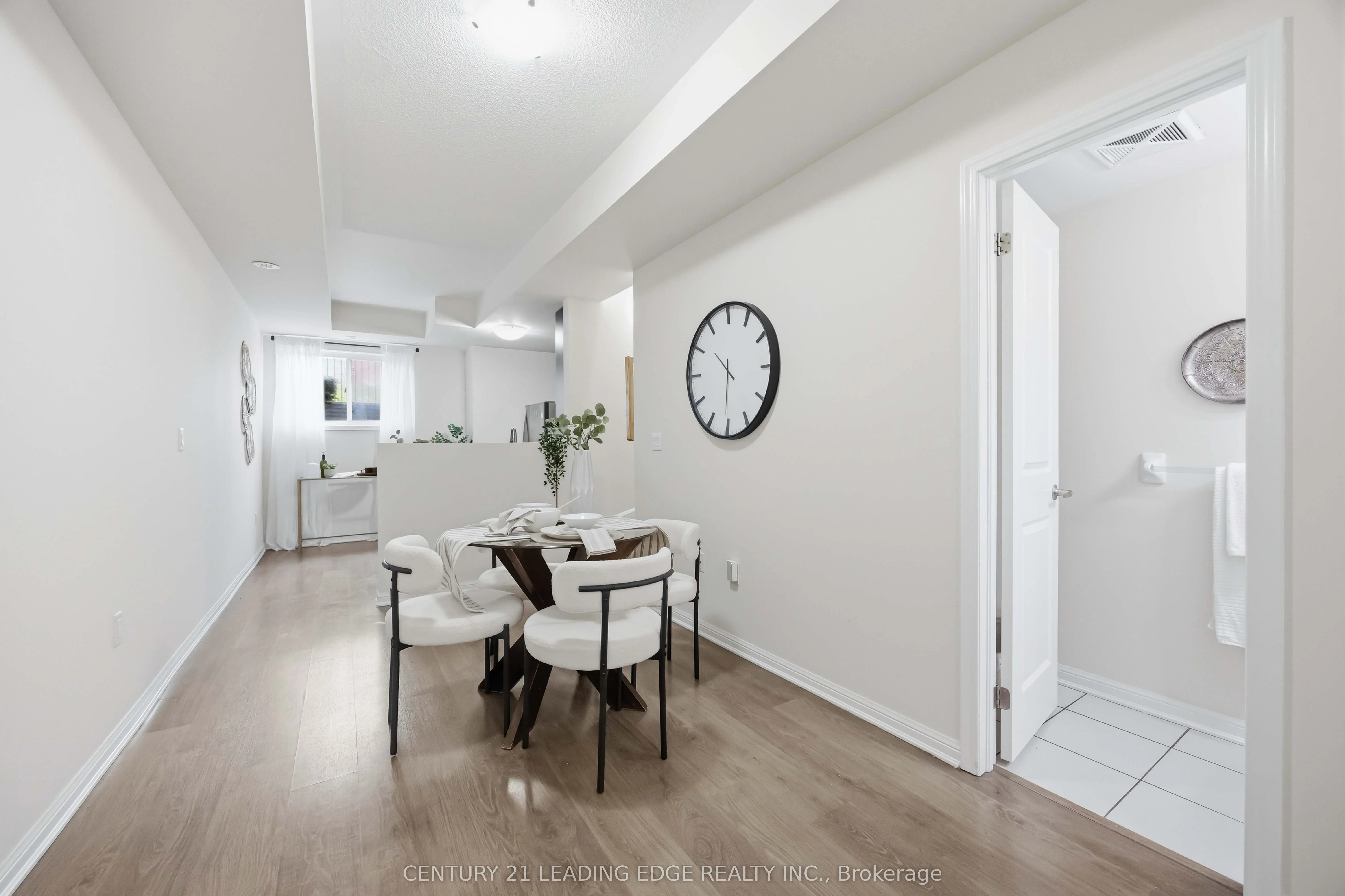 380 Hopewell Avenue #121
