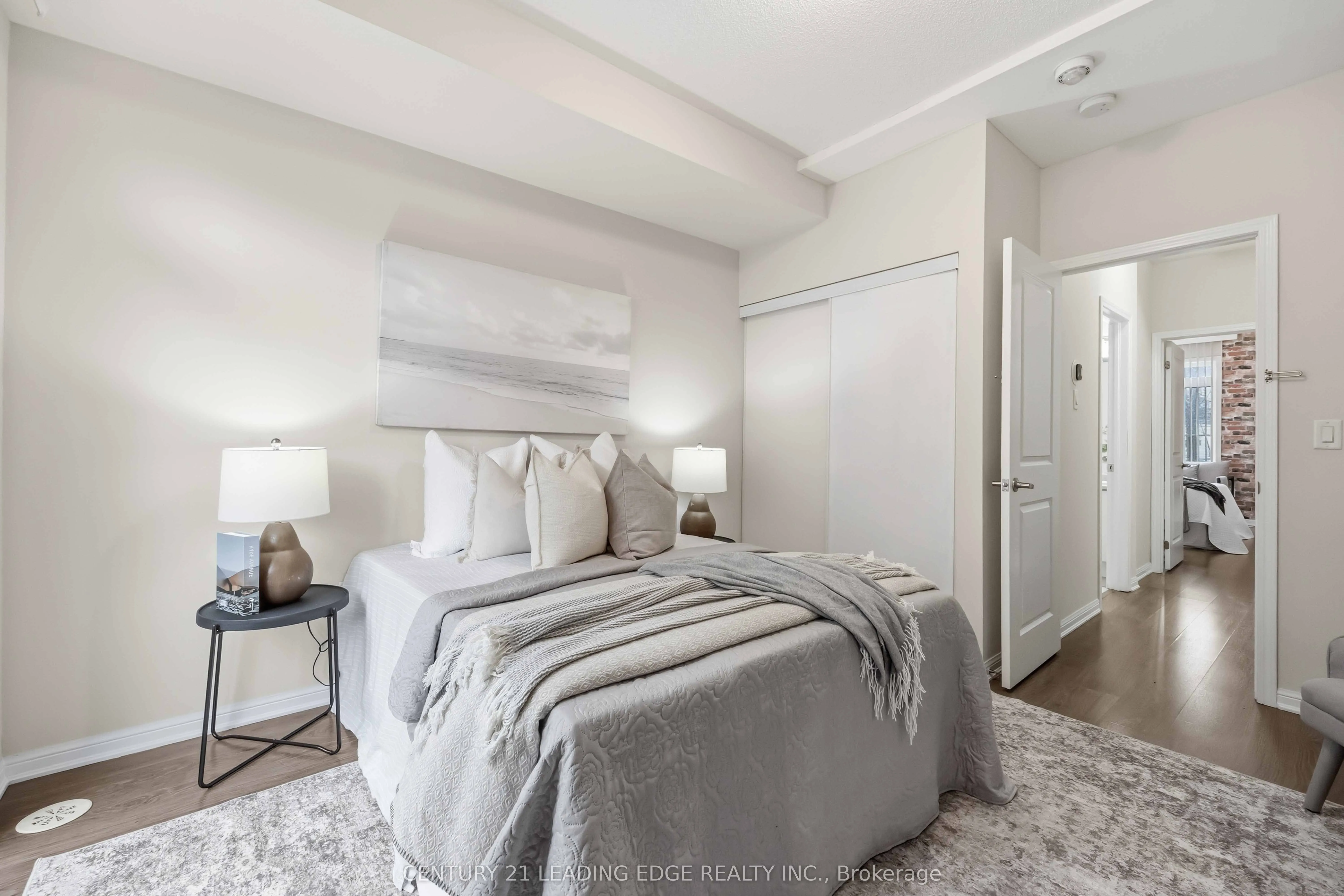 380 Hopewell Avenue #121
