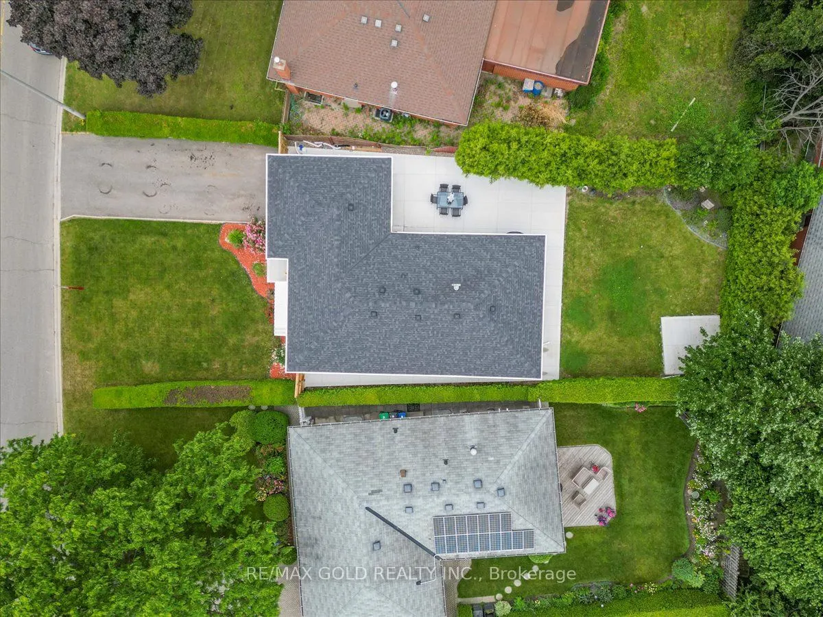 53 Dorchester Drive