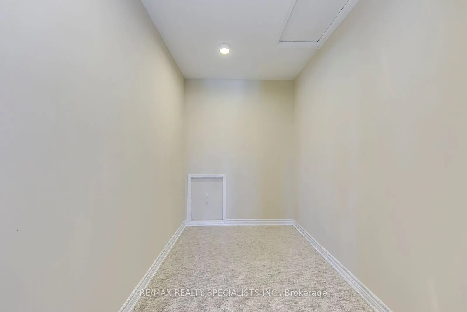 102 Sunforest Drive