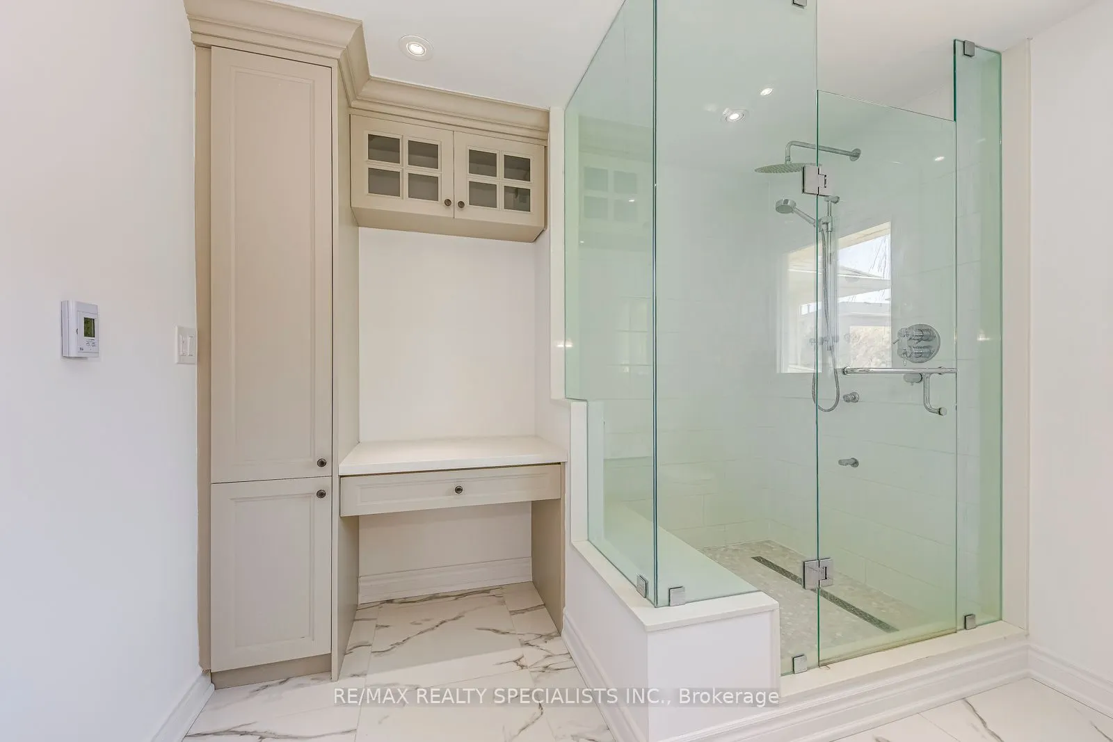 102 Sunforest Drive