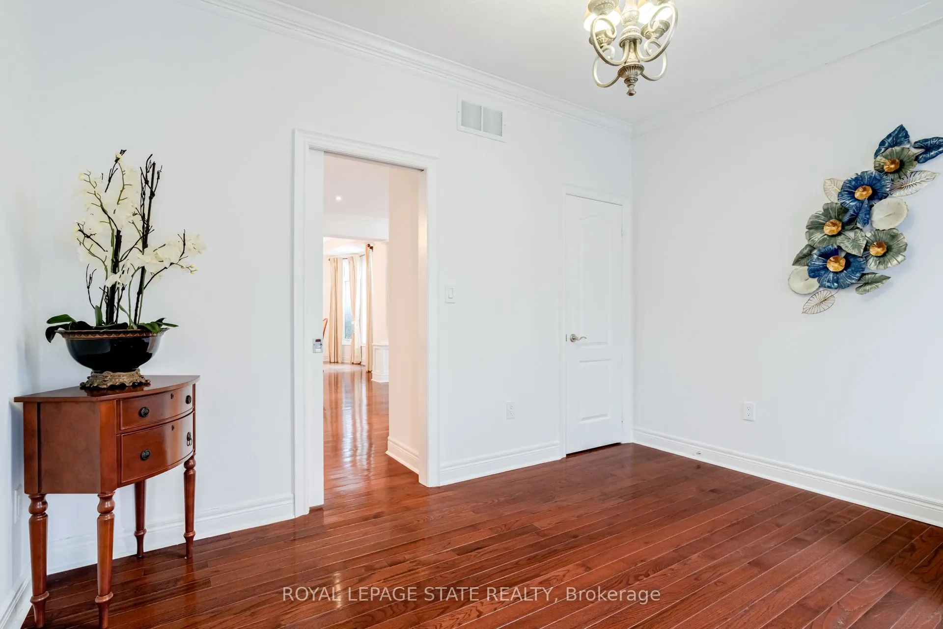 17 Mcnutt Street