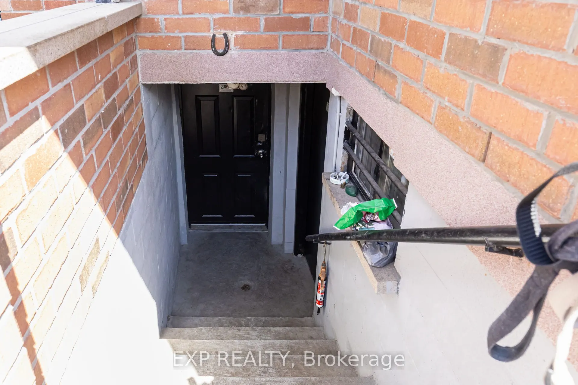 444 Maybank Avenue