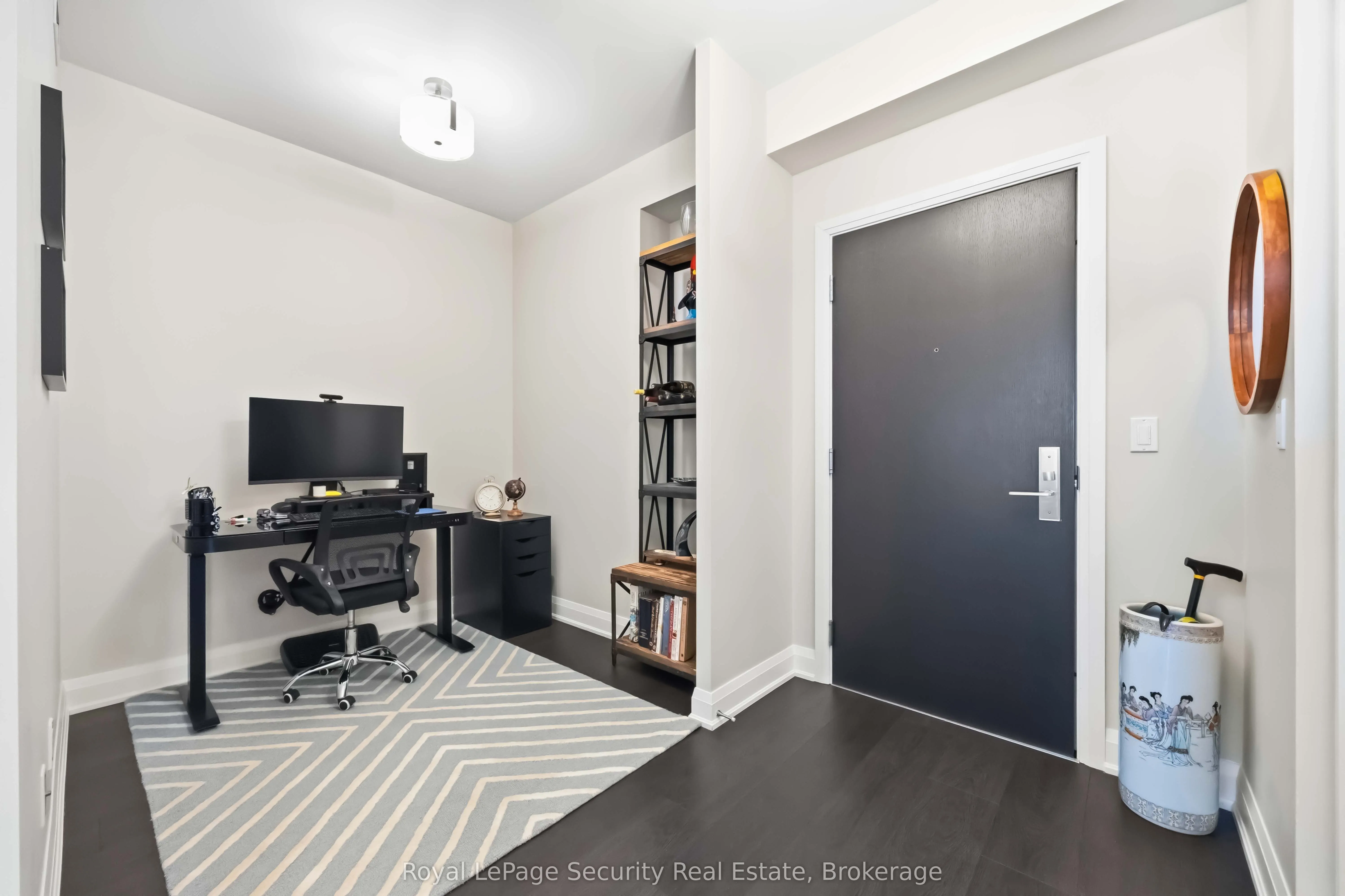35 Fontenay Court #602