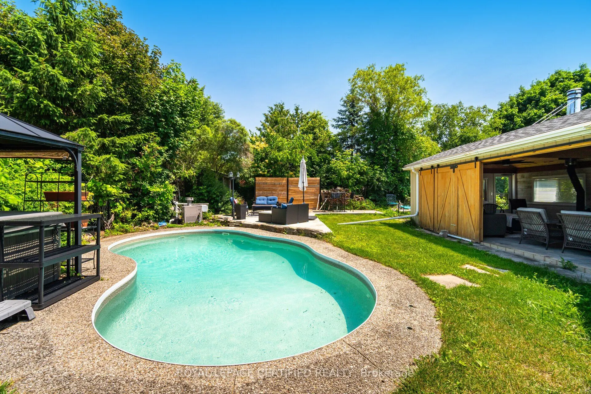 5 Stockman Crescent