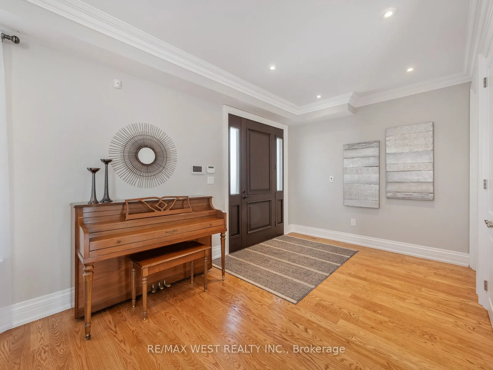 5 Paula Boulevard