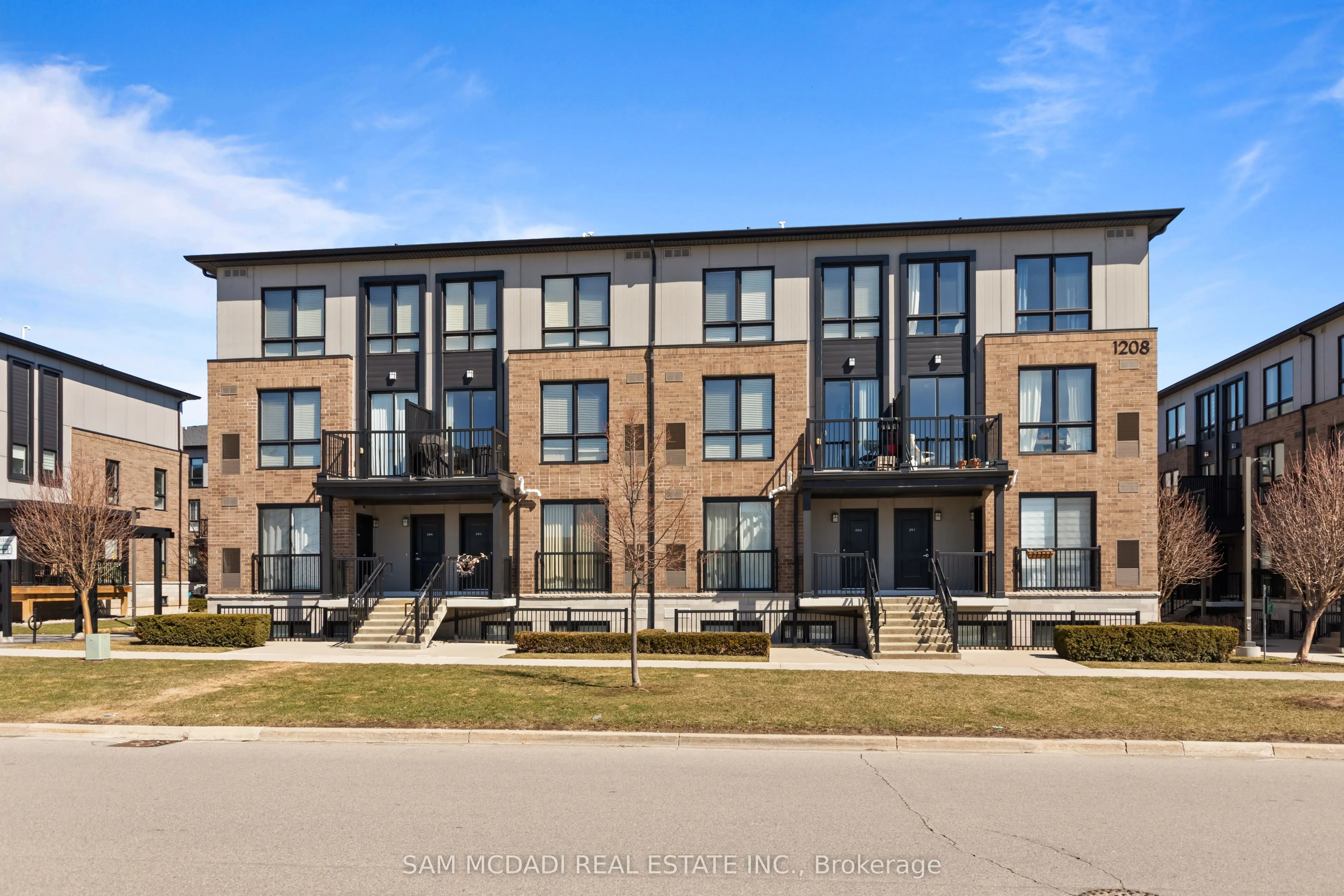 1208 Main Street E #201