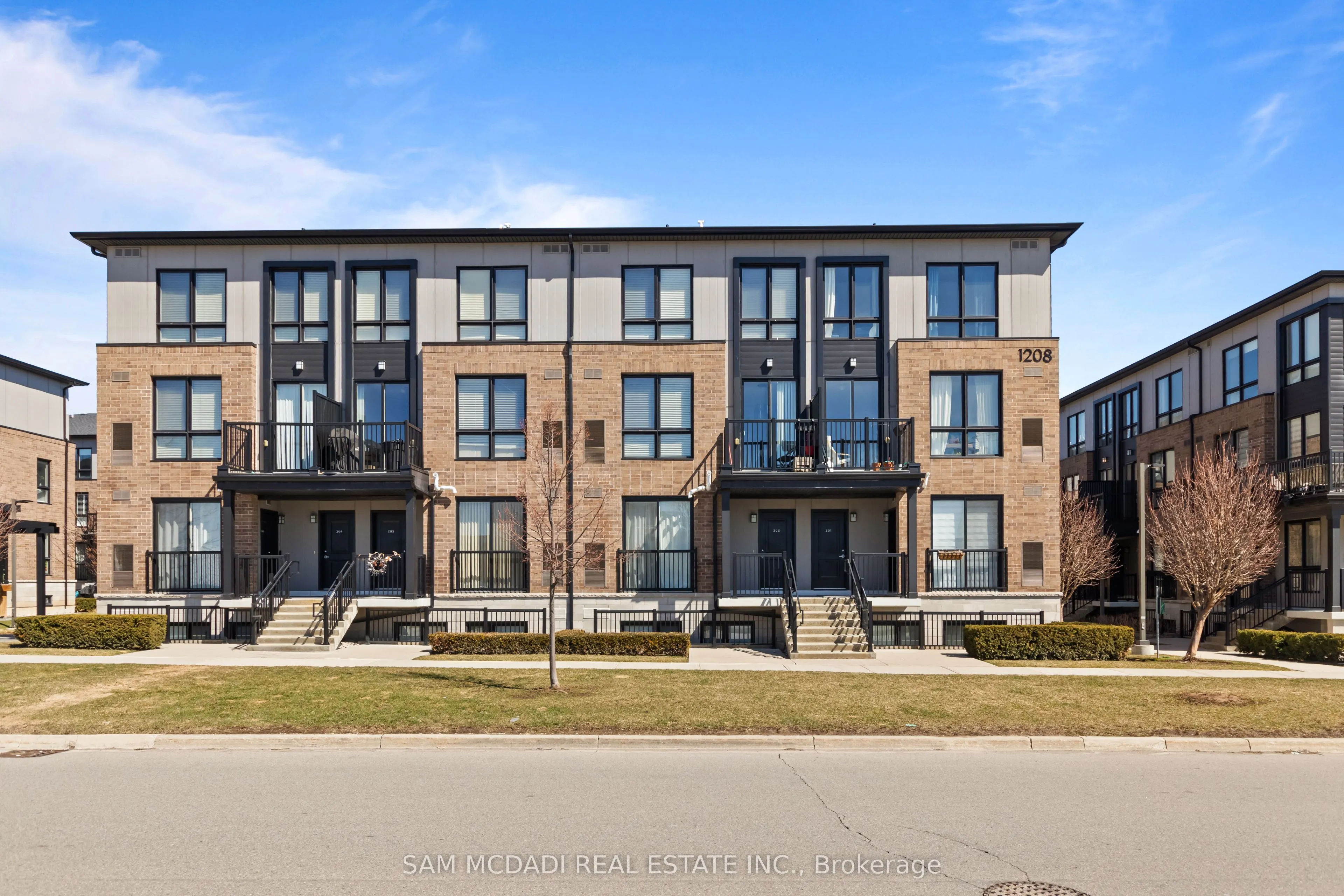 1208 Main Street E #201