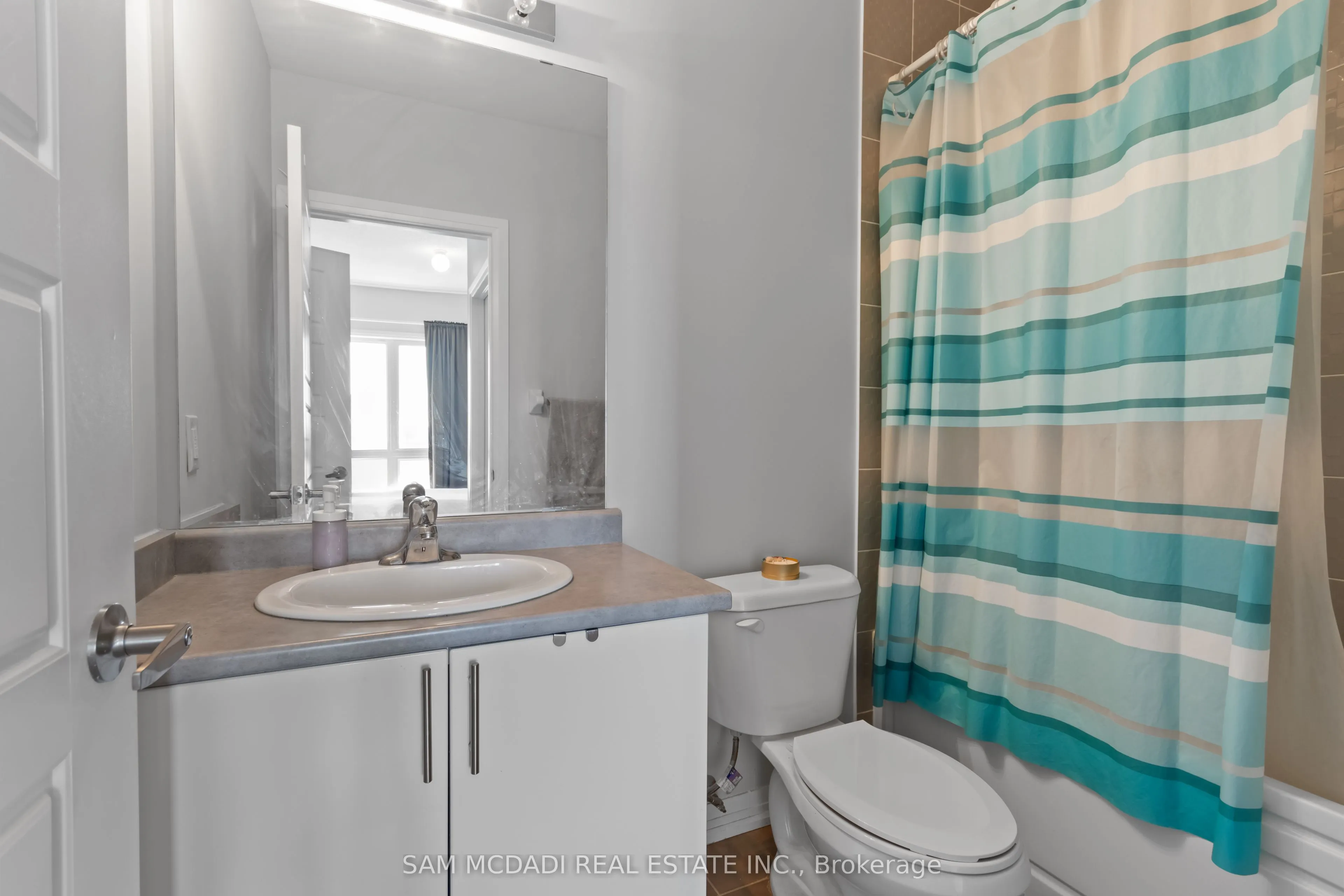 1208 Main Street E #201
