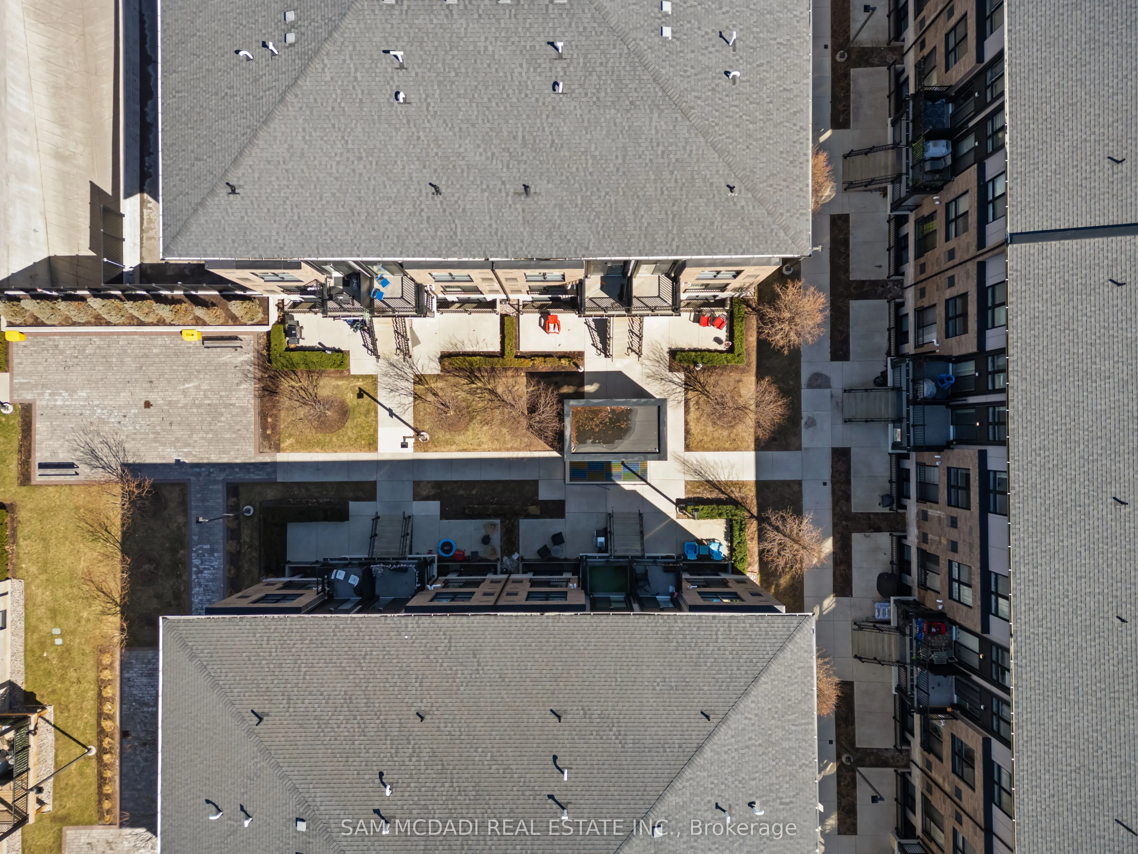 1208 Main Street E #201