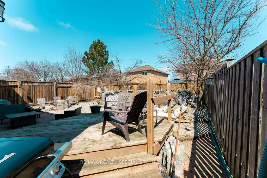 34 Killaloe Crescent