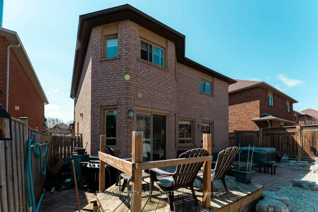 34 Killaloe Crescent