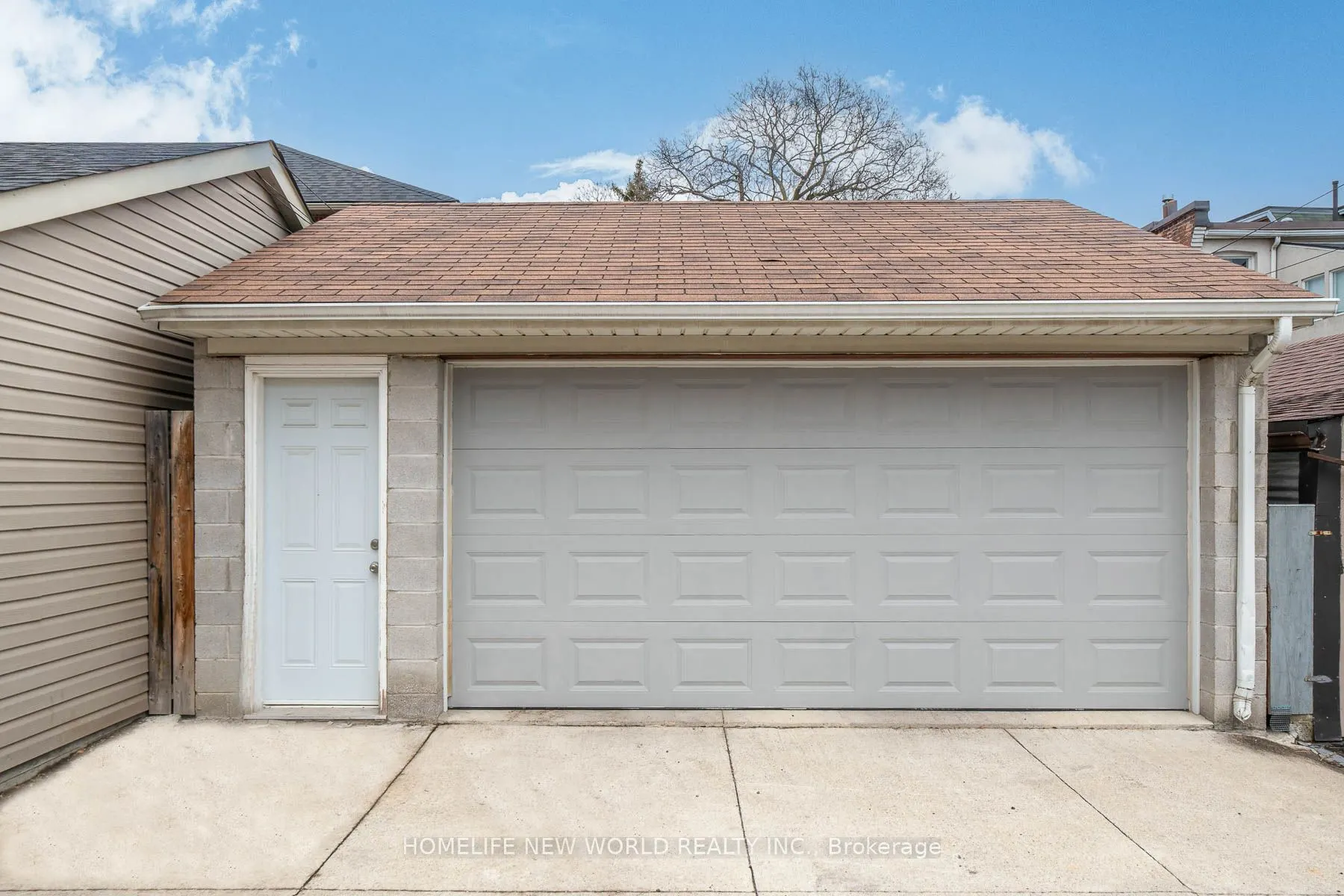 30 Carling Avenue