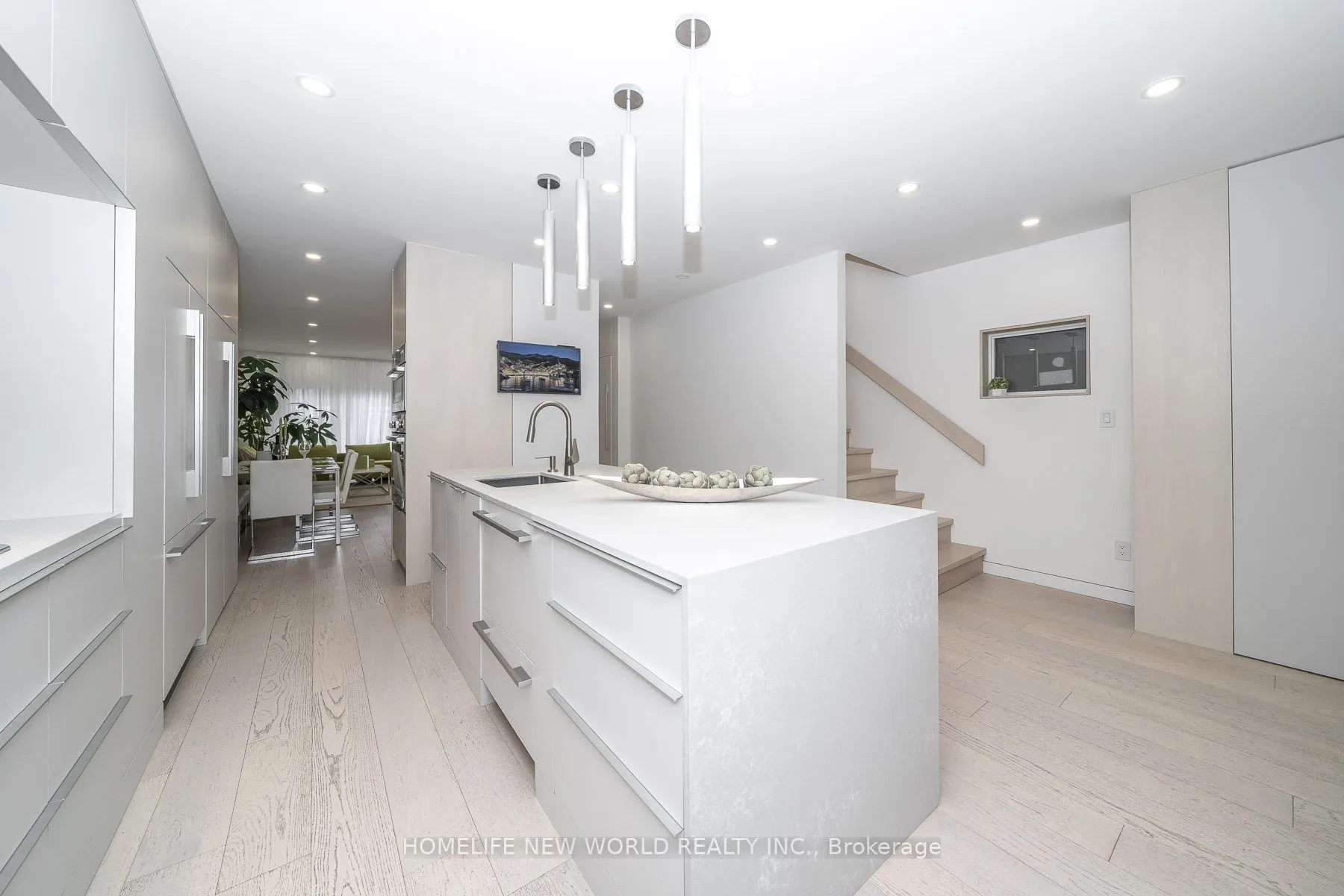 30 Carling Avenue
