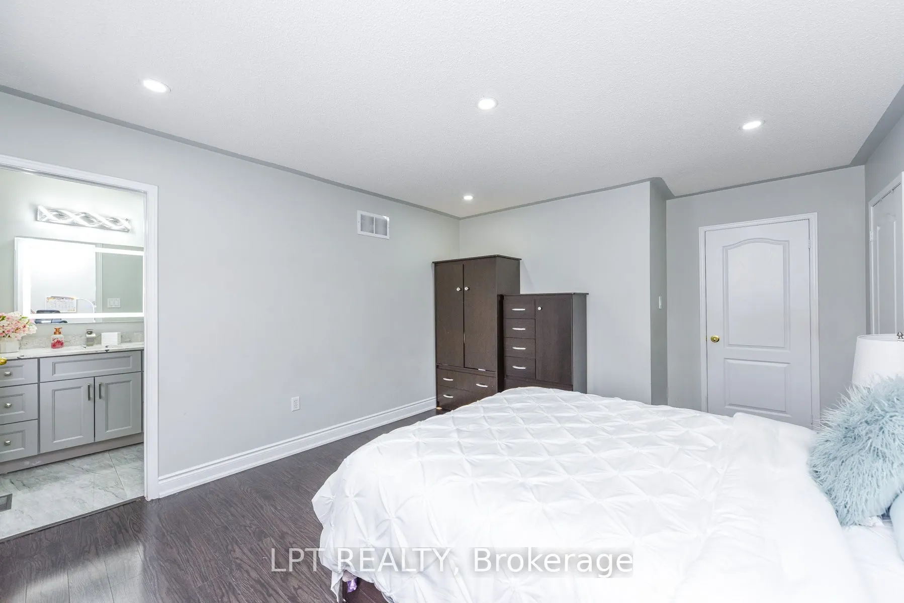 7 Chapparal Drive