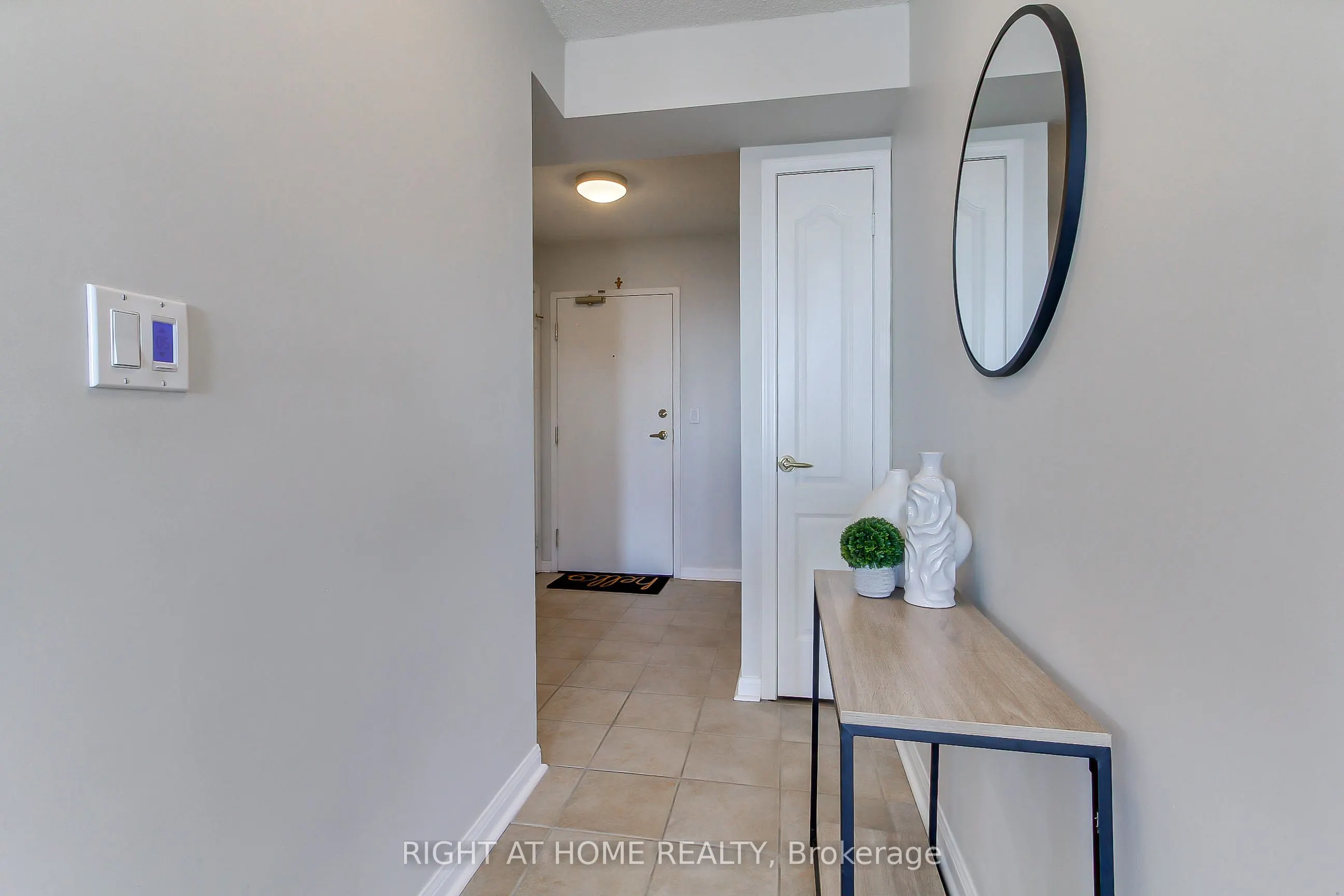 1140 Parkwest Place #1002