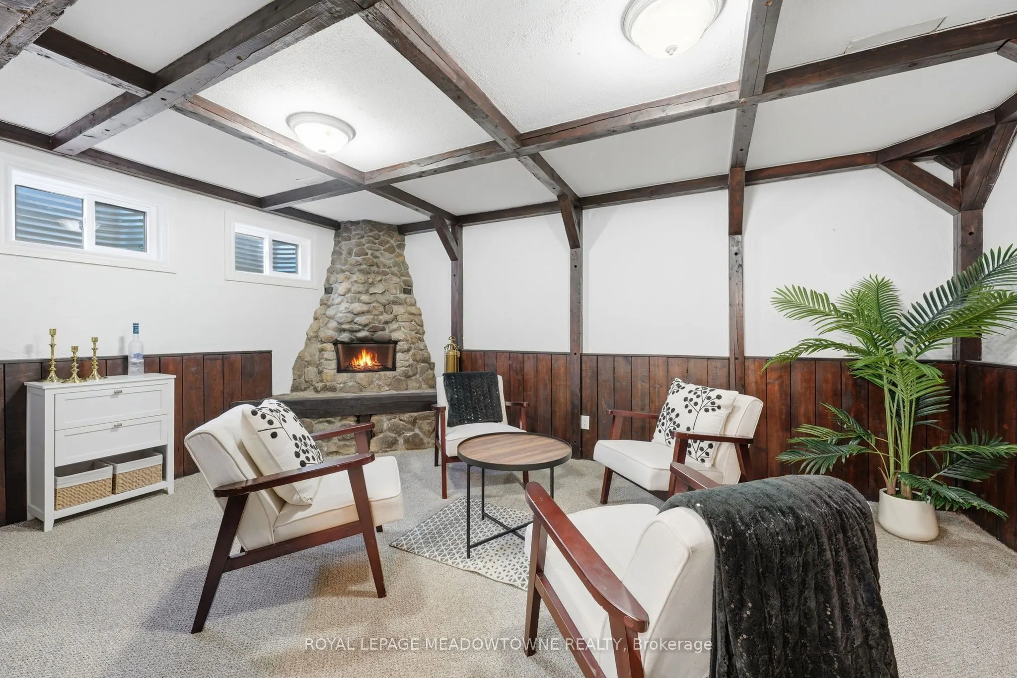 73 Elizabeth Drive